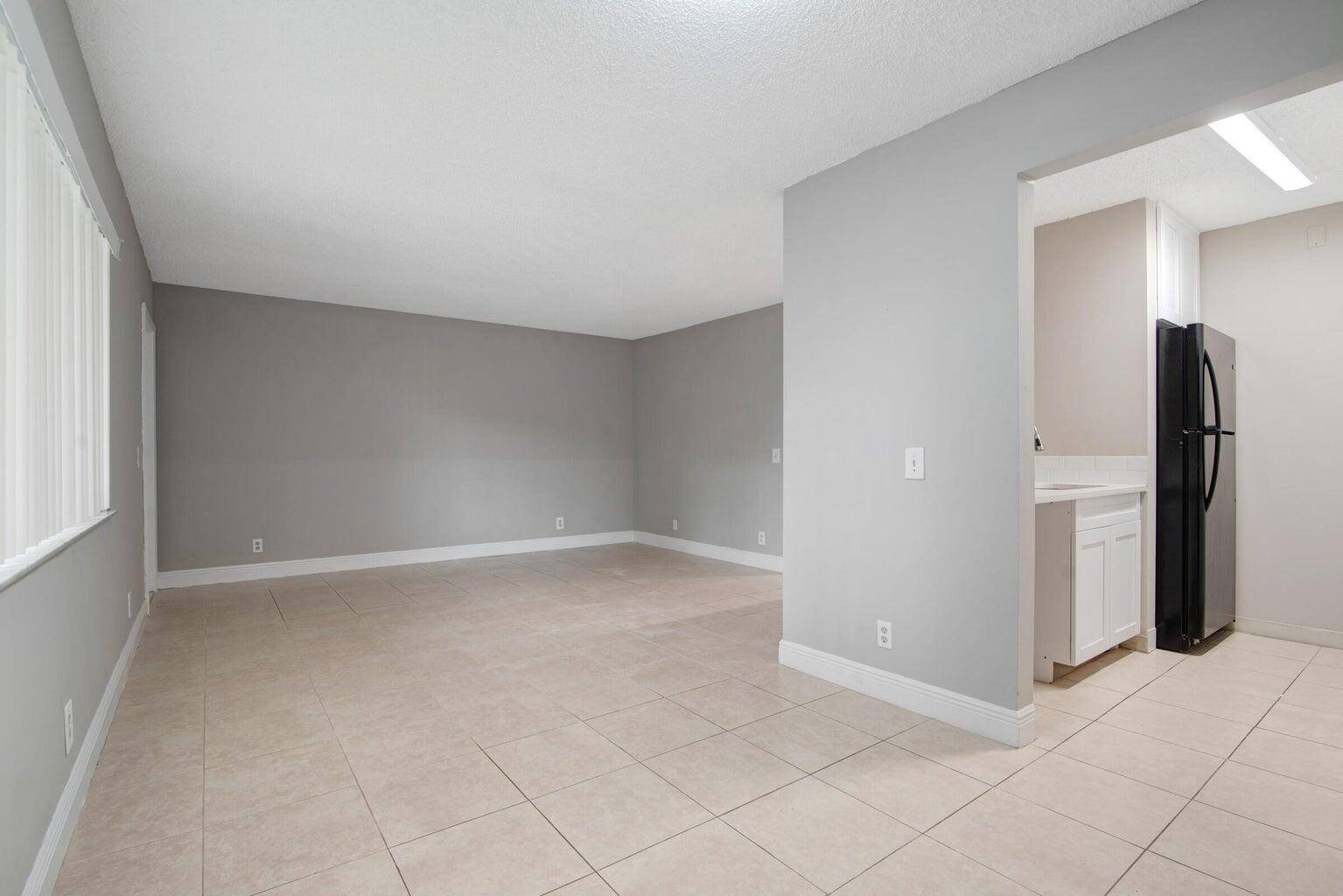 Boynton Beach, FL 33436,516 Meadows CIR