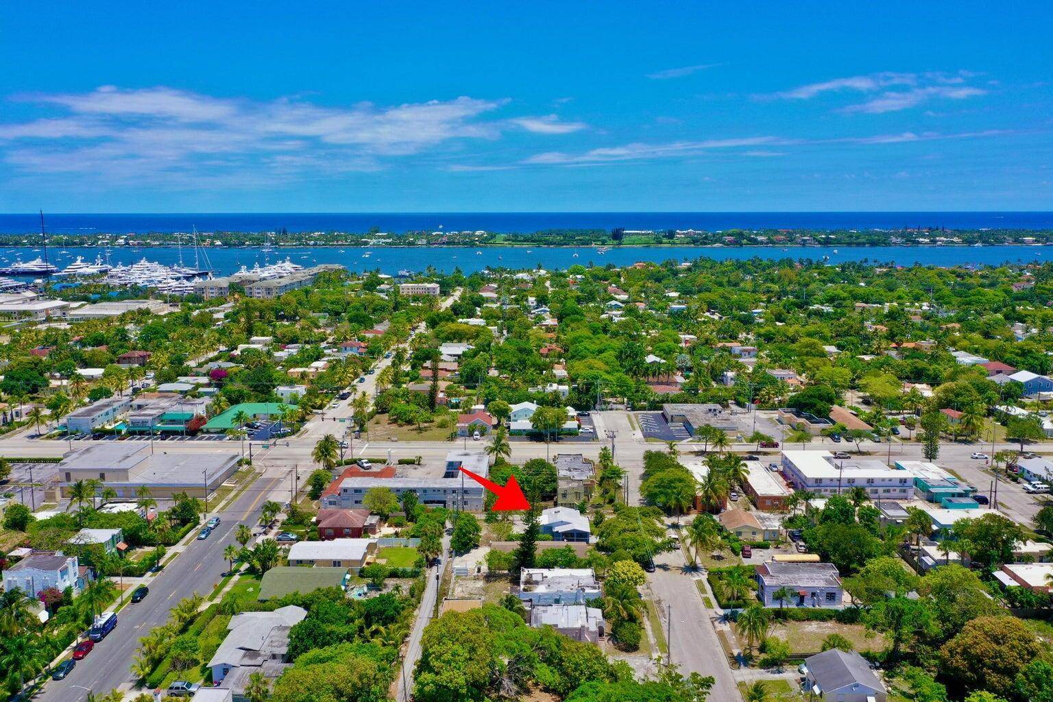 West Palm Beach, FL 33407,611 35th ST