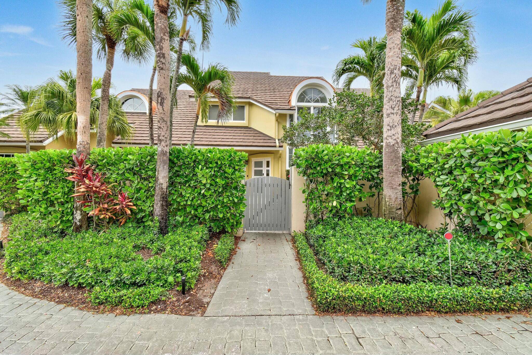 Wellington, FL 33414,2576 Muirfield CT