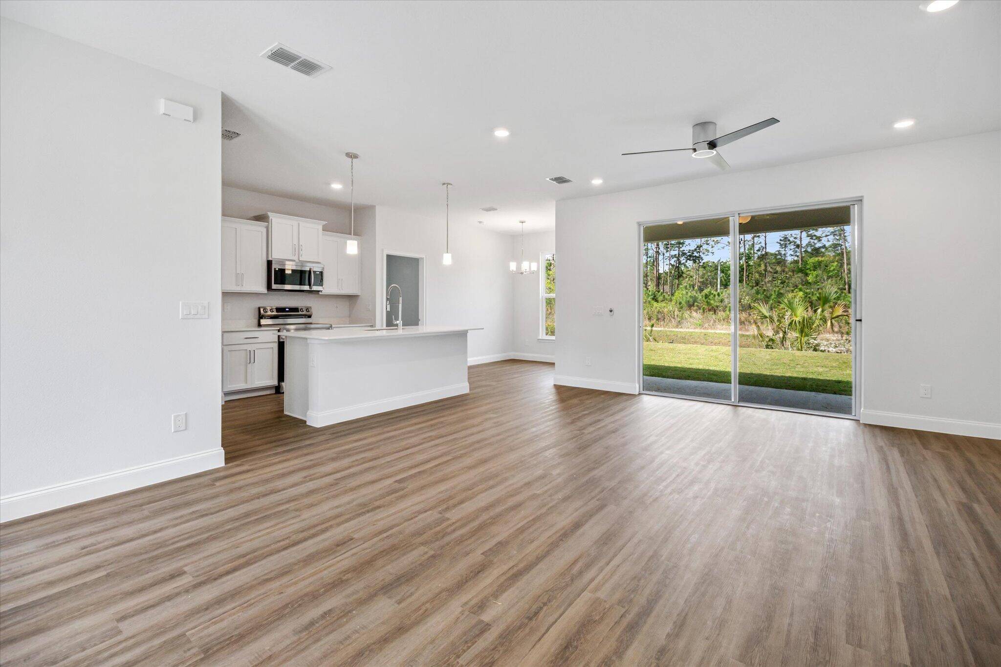 Palm Coast, FL 32164,52 Pershing LN