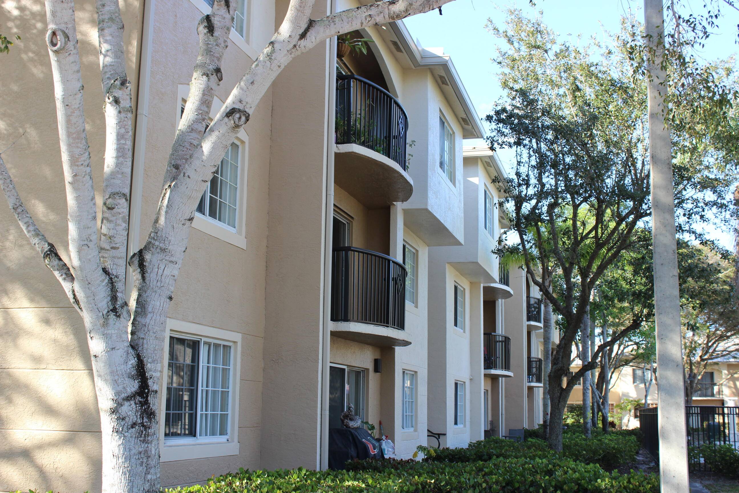 Royal Palm Beach, FL 33411,1700 Crestwood Ct S 1715