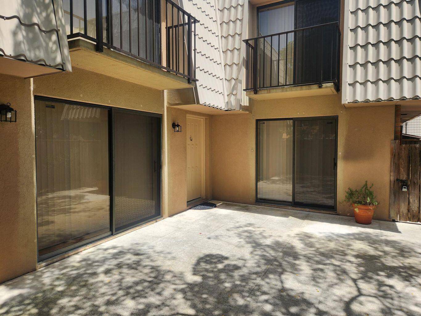 West Palm Beach, FL 33409,5609 56th WAY