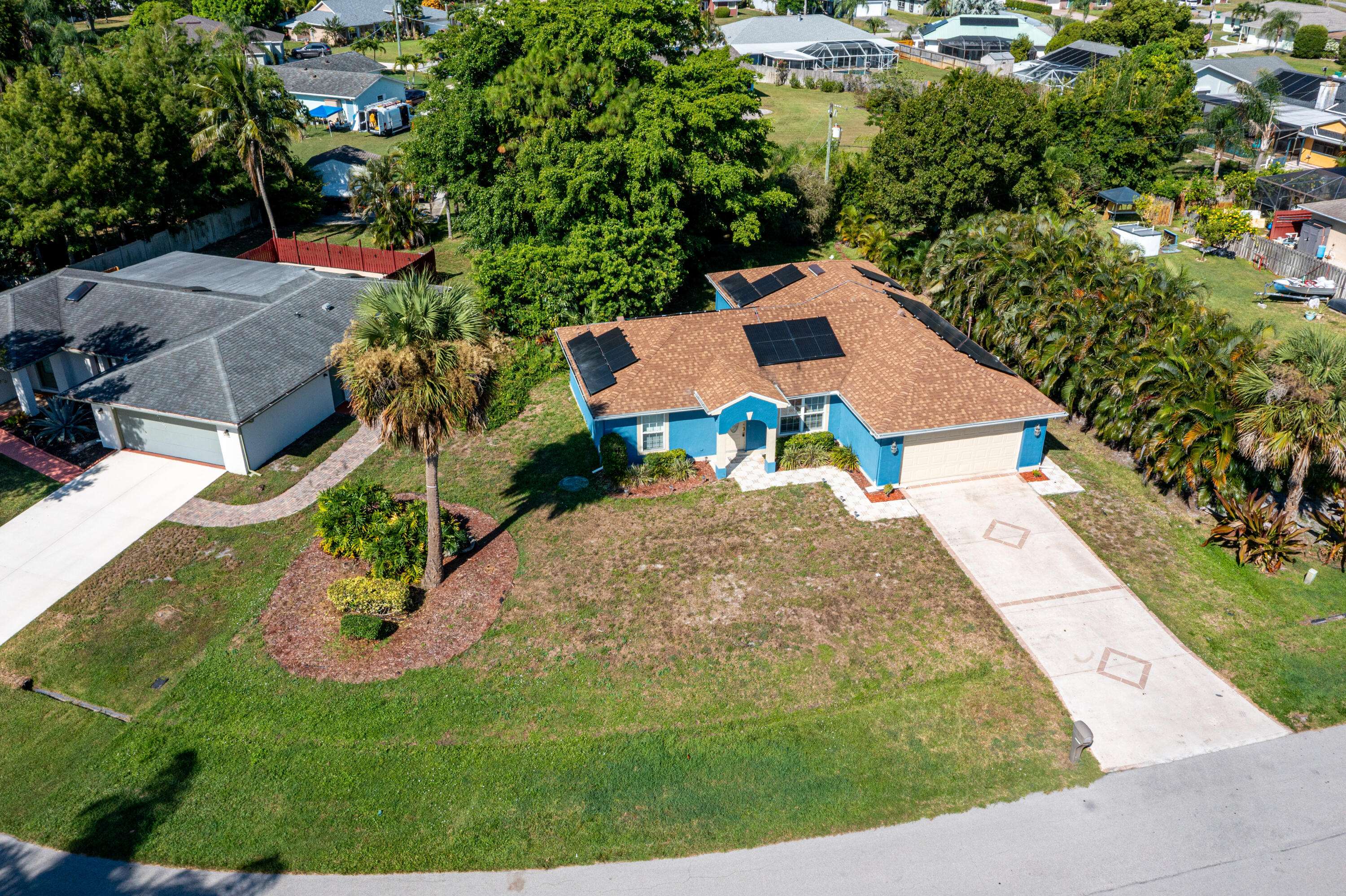 Port Saint Lucie, FL 34952,2482 SE Camarin ST