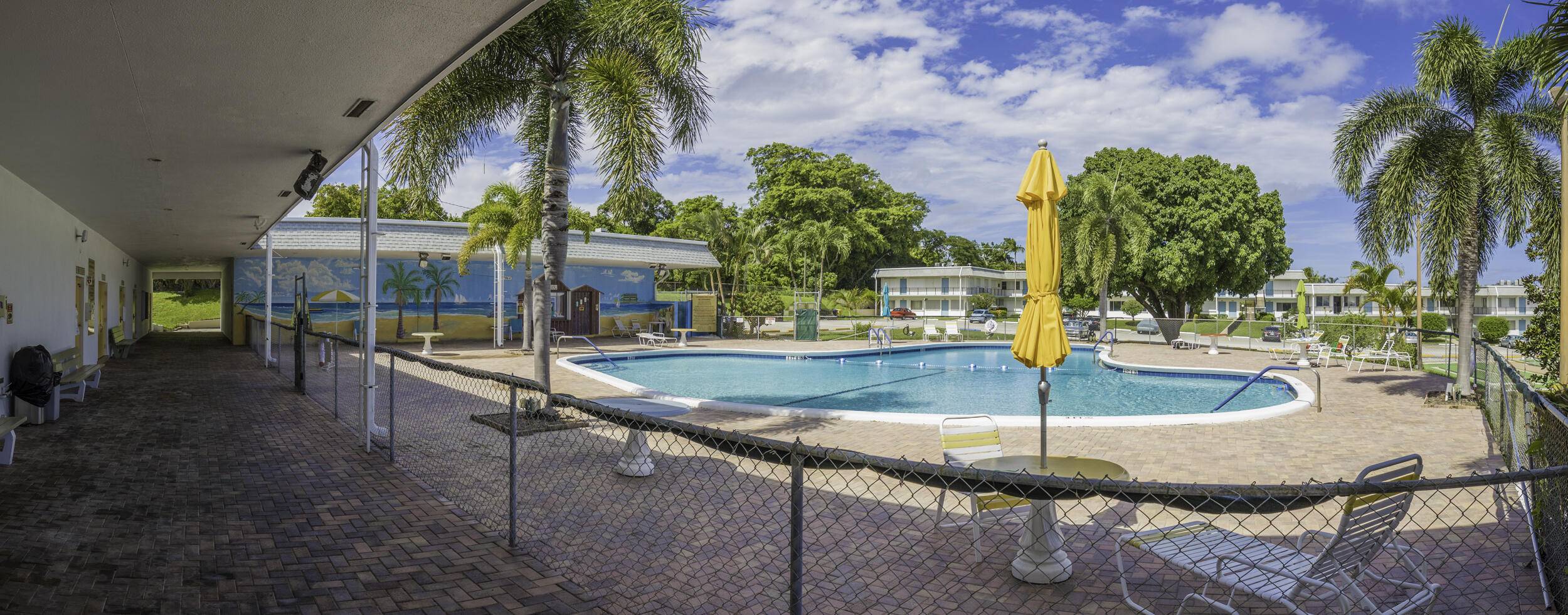 Lake Worth Beach, FL 33461,2960 Lake Osborne DR 206