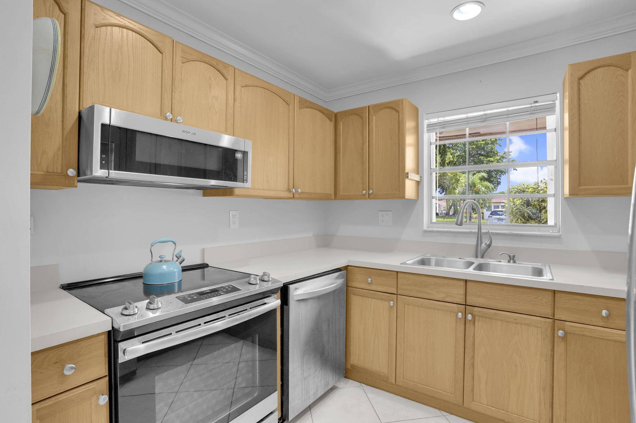 Delray Beach, FL 33445,4775 NW 3rd CT D