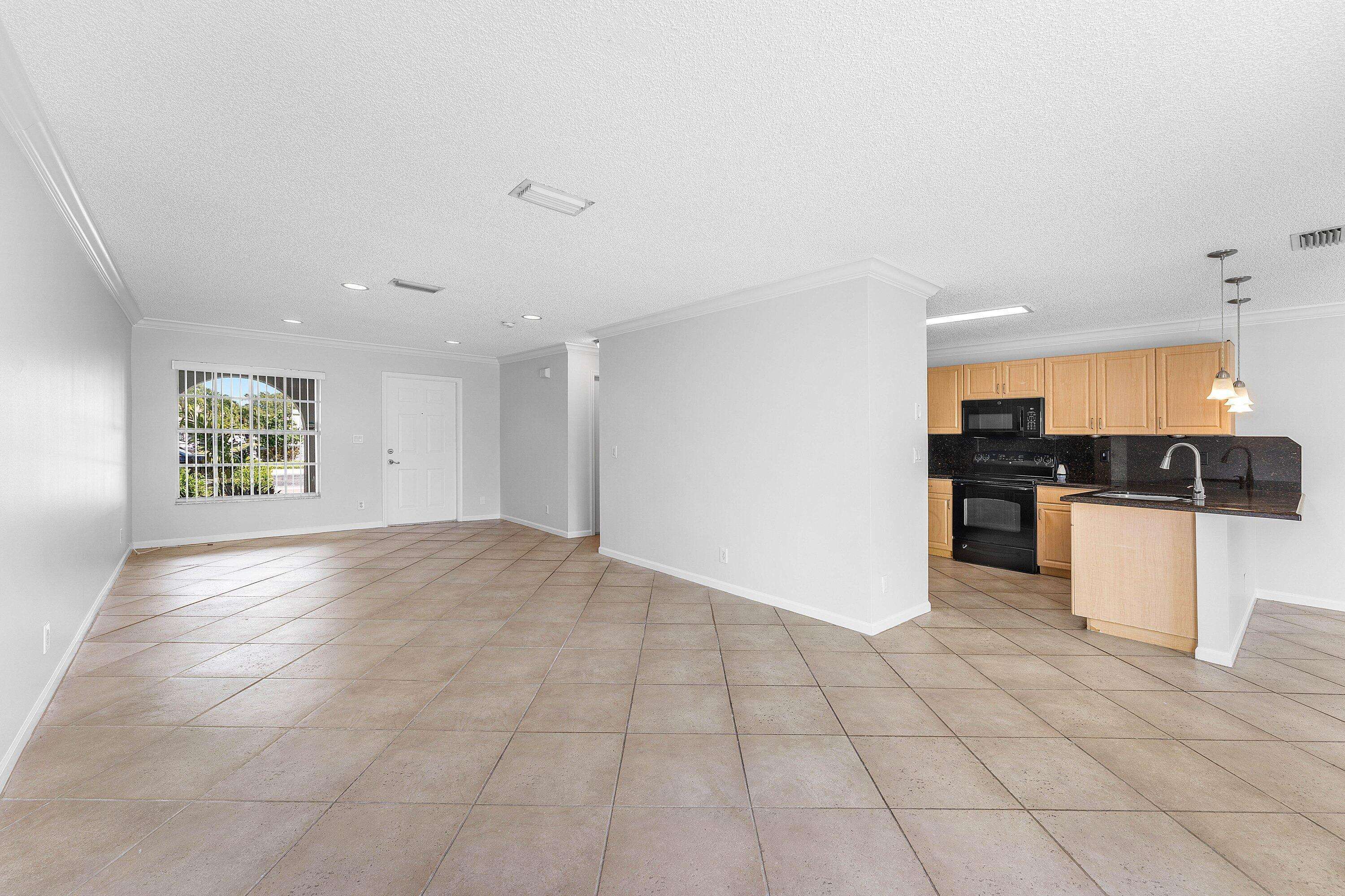 West Palm Beach, FL 33411,3256 Commodore CT