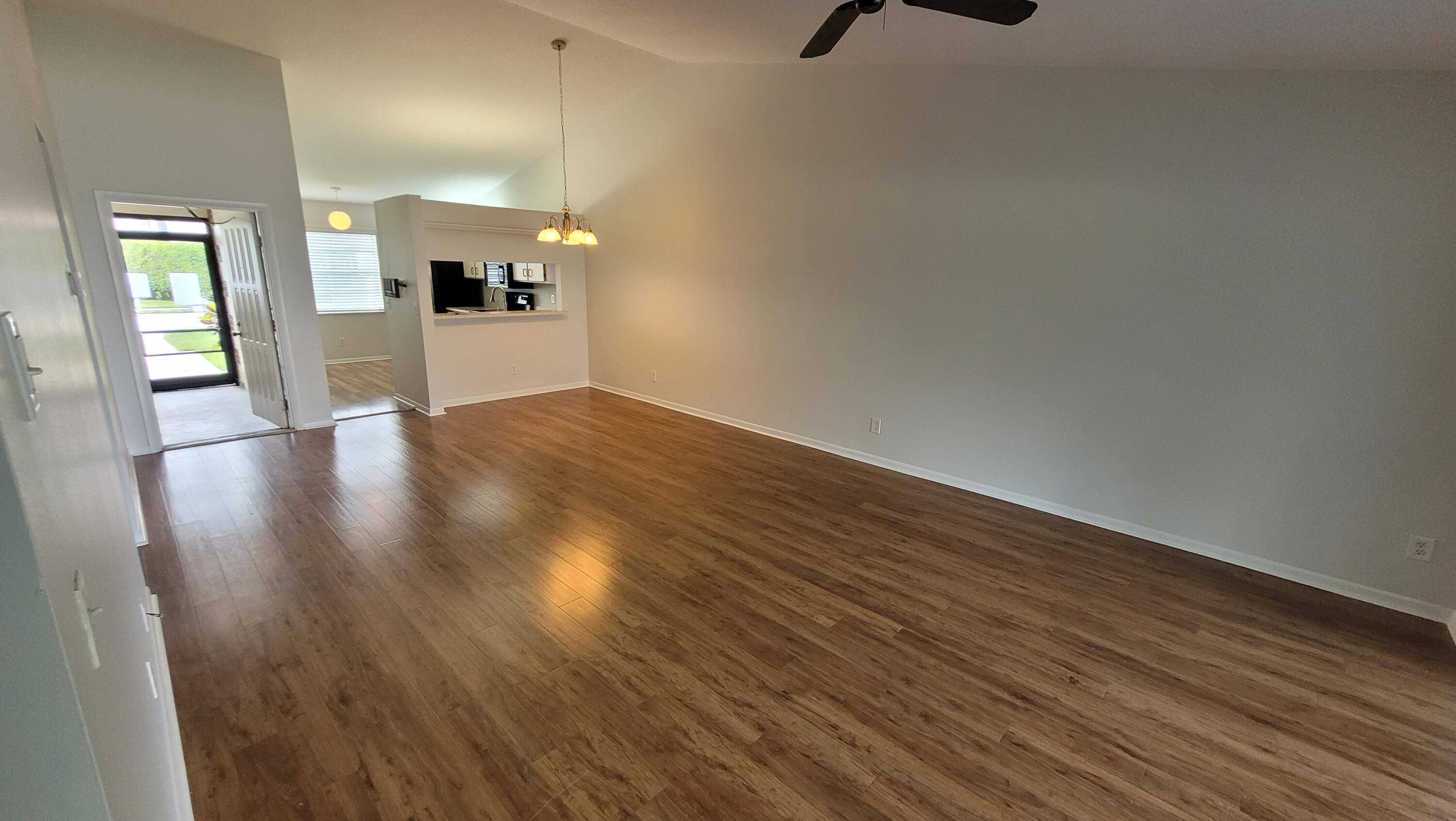 Jupiter, FL 33458,104 S Moccasin TRL