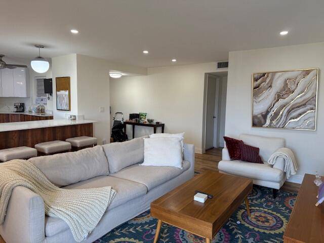 Boca Raton, FL 33433,5651 Camino Del Sol 300