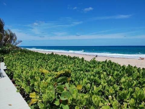 Ocean Ridge, FL 33435,5500 Old Ocean BLVD 210