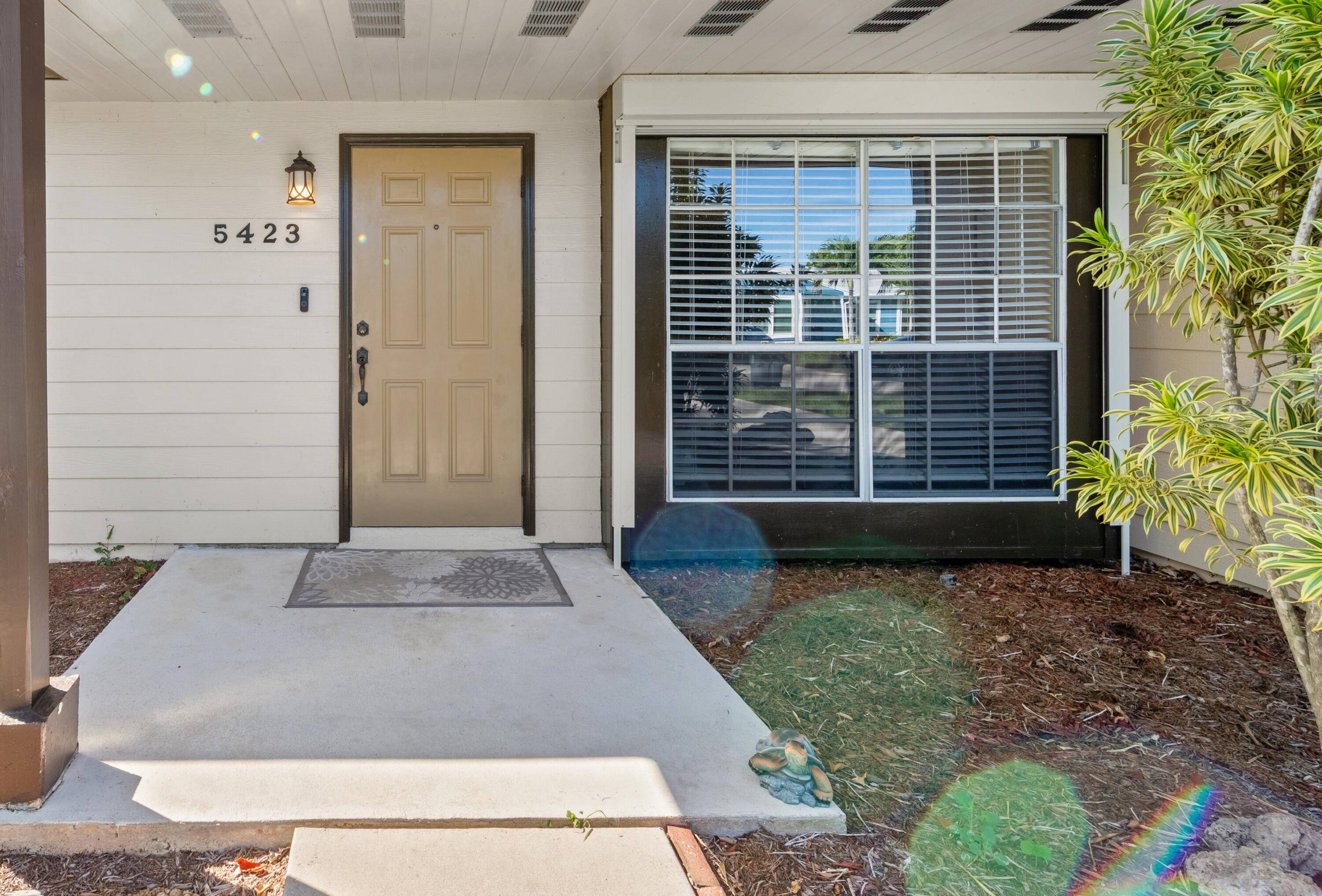 Boynton Beach, FL 33472,5423 Courtney CIR