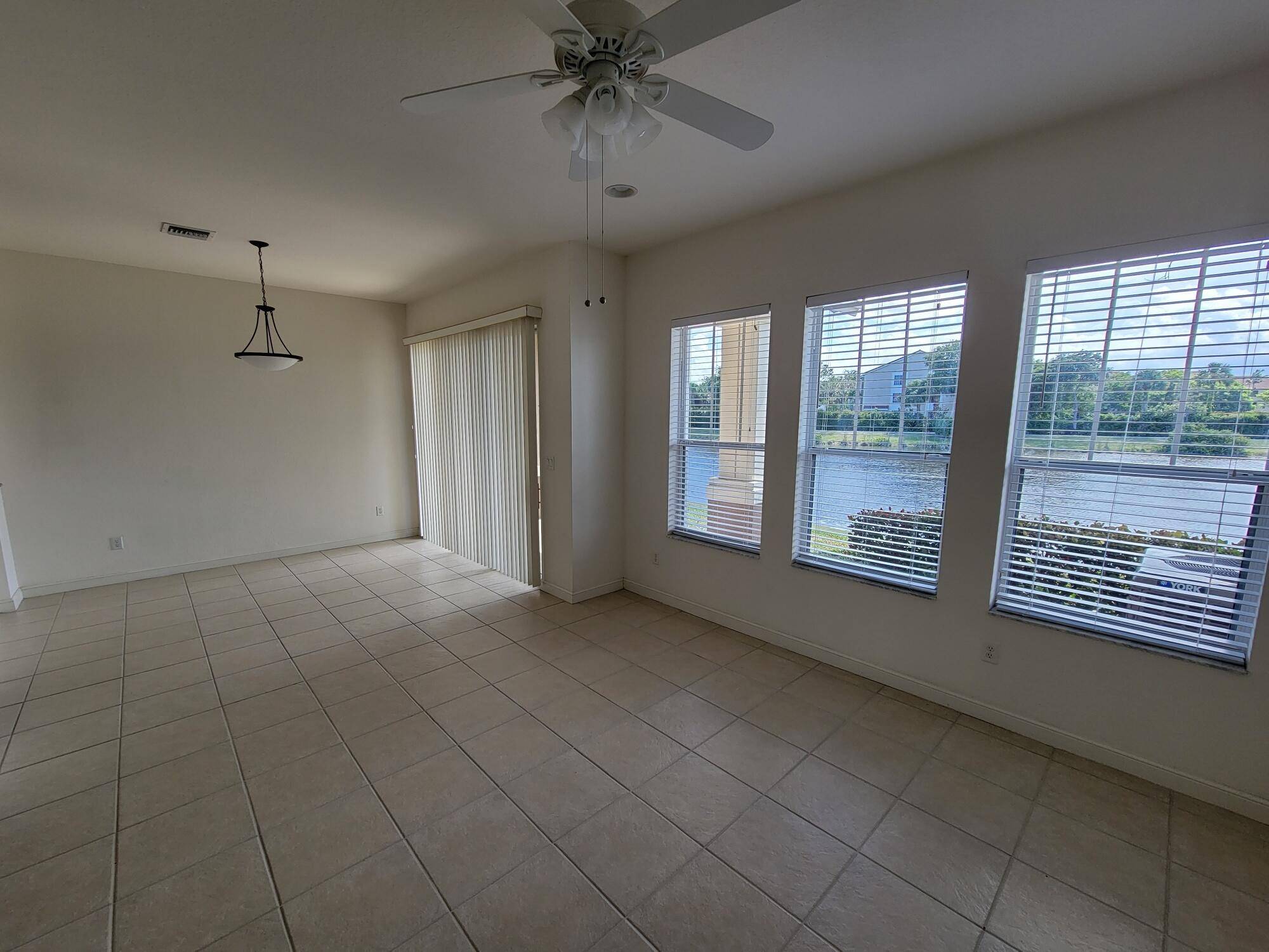 West Palm Beach, FL 33401,685 Pacific Grove DR 2