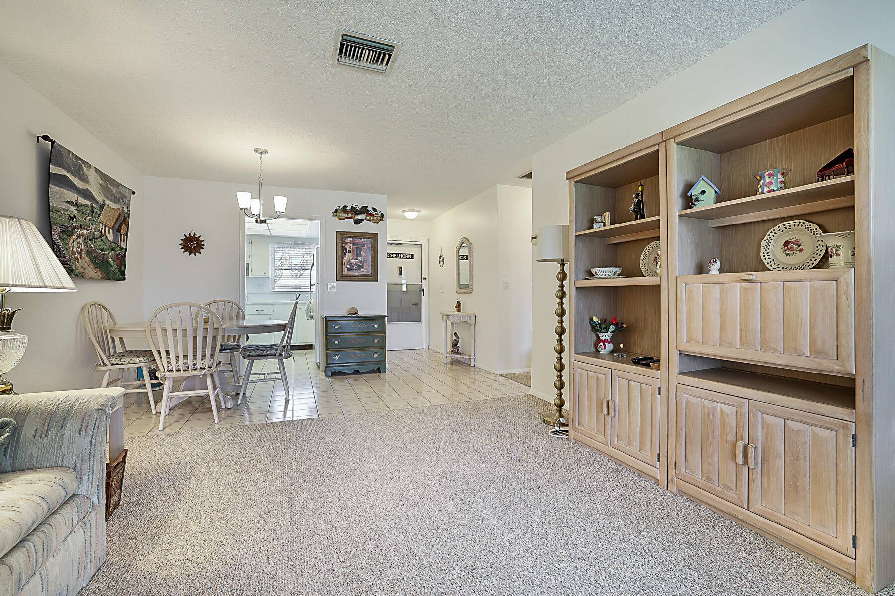 West Palm Beach, FL 33415,2703 W Dudley DR H