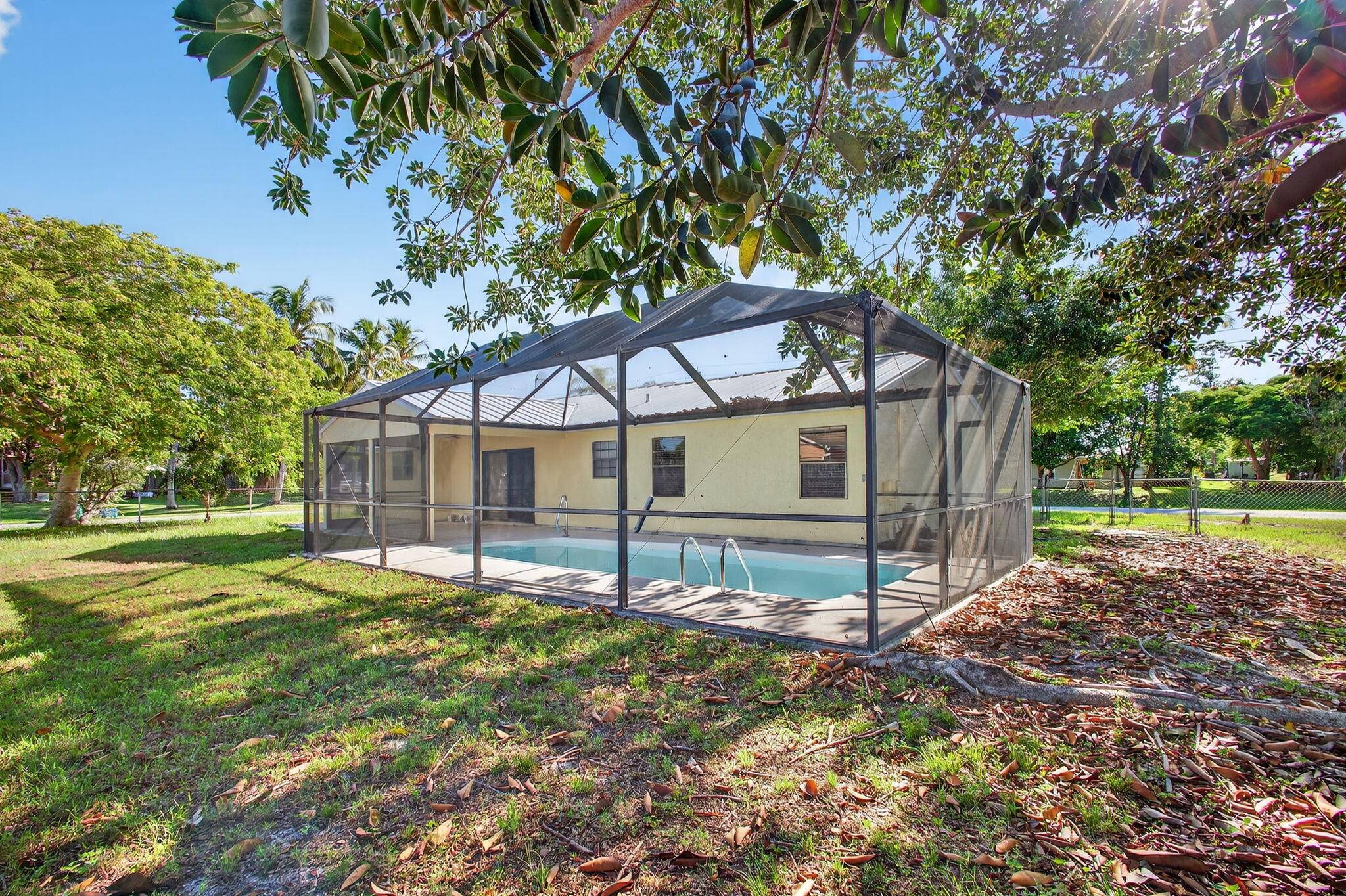 Port Saint Lucie, FL 34952,2502 SE Calais ST