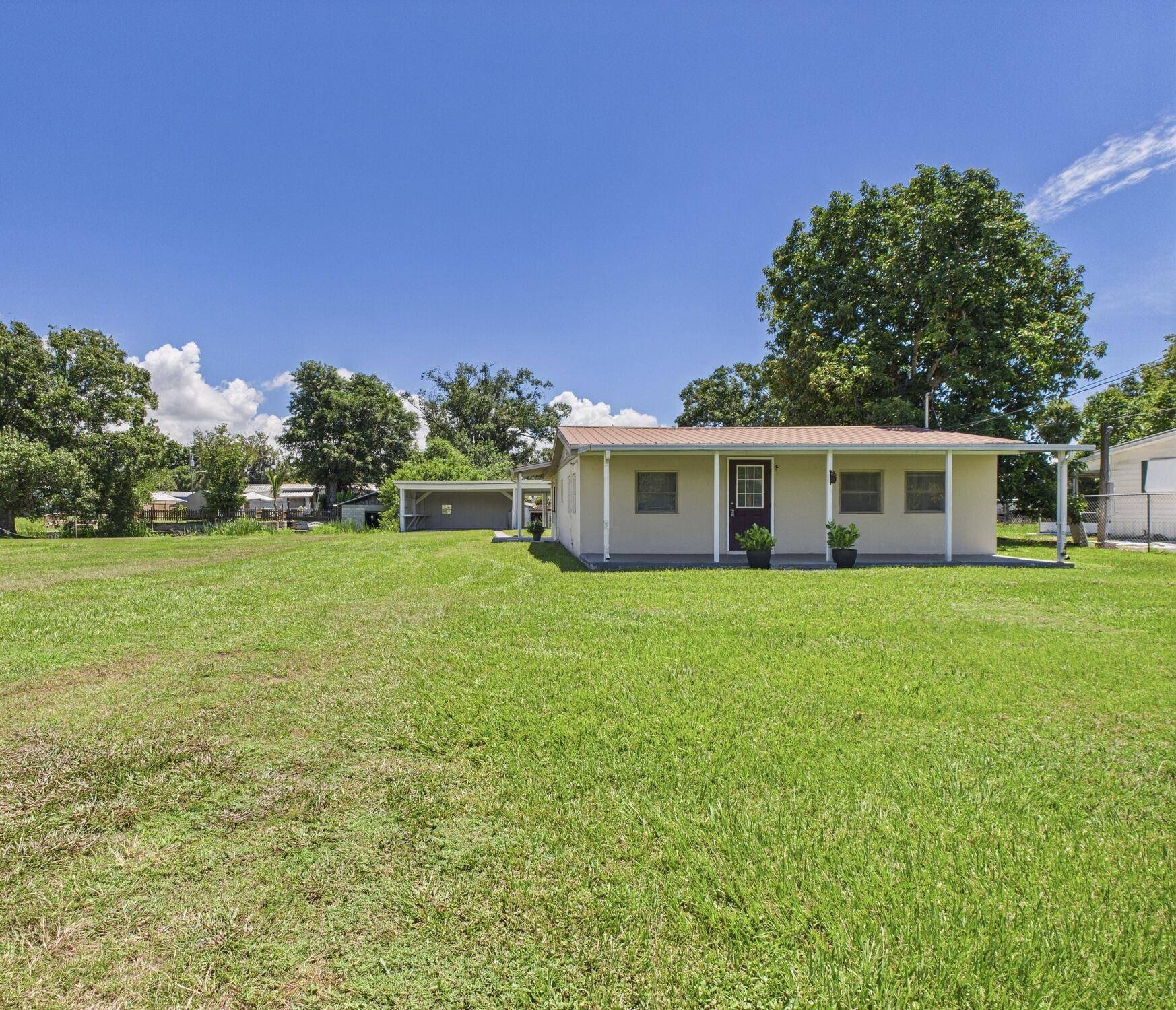 Okeechobee, FL 34974,3302 SE 34th AVE