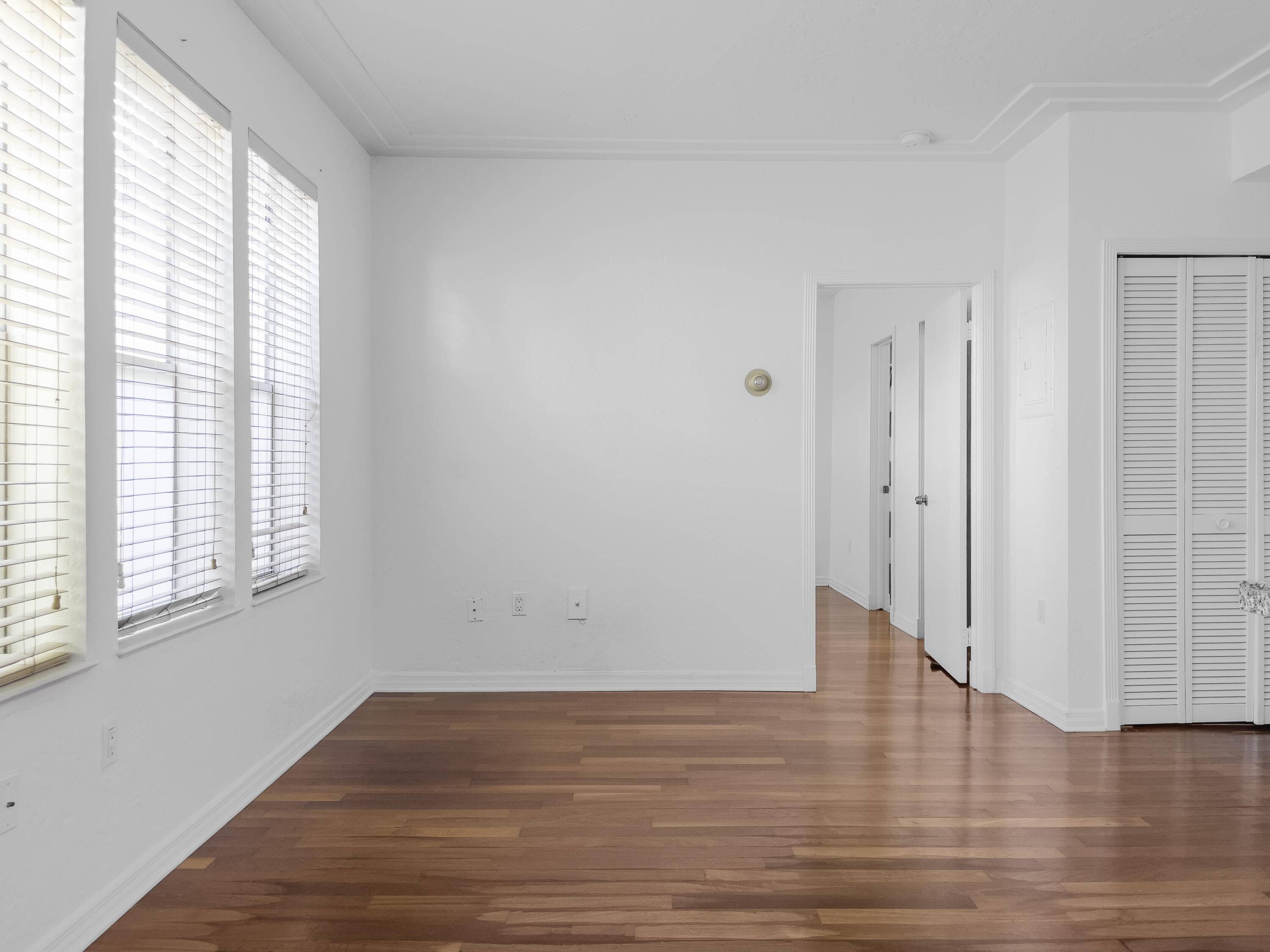 Miami Beach, FL 33139,1027 Pennsylvania AVE 205