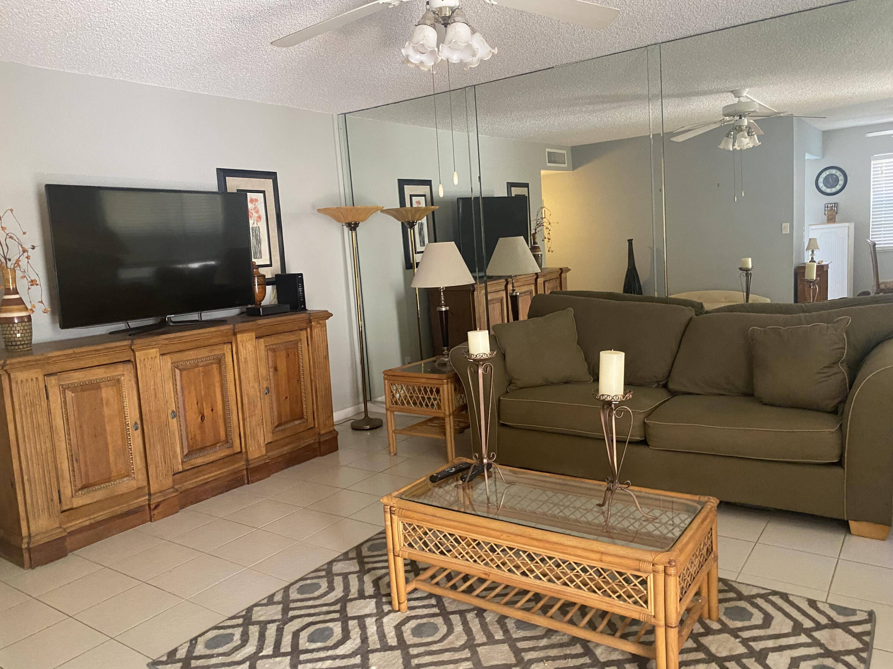 Delray Beach, FL 33484,542 Normandy L 542 Normandy L