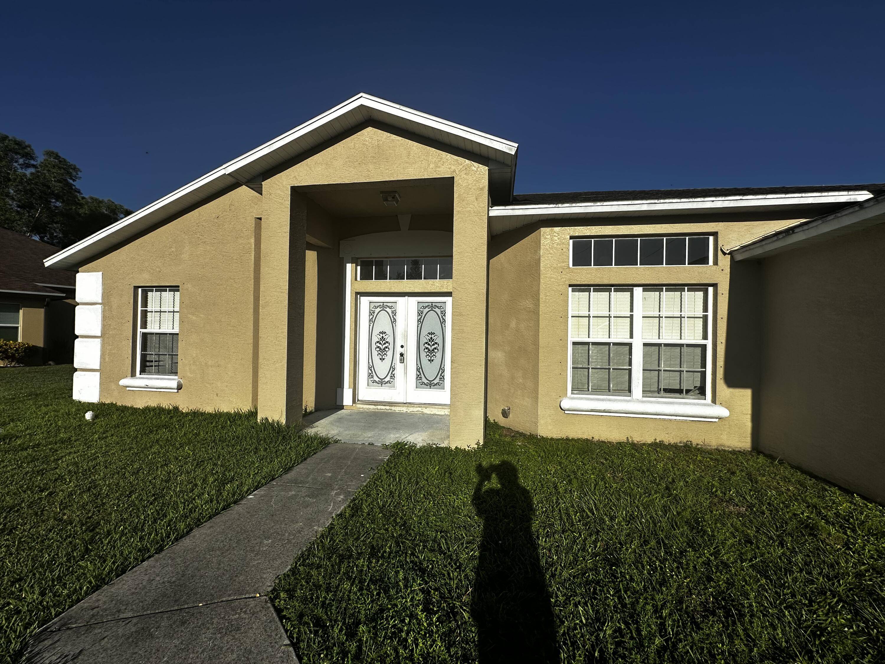 Port Saint Lucie, FL 34986,5494 NW Brent CT