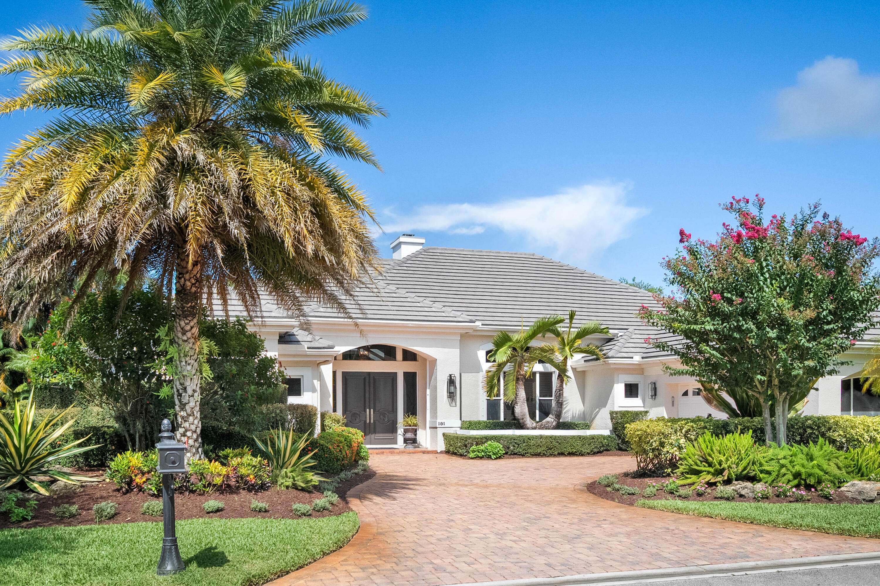 Palm City, FL 34990,191 SW Hatteras CT