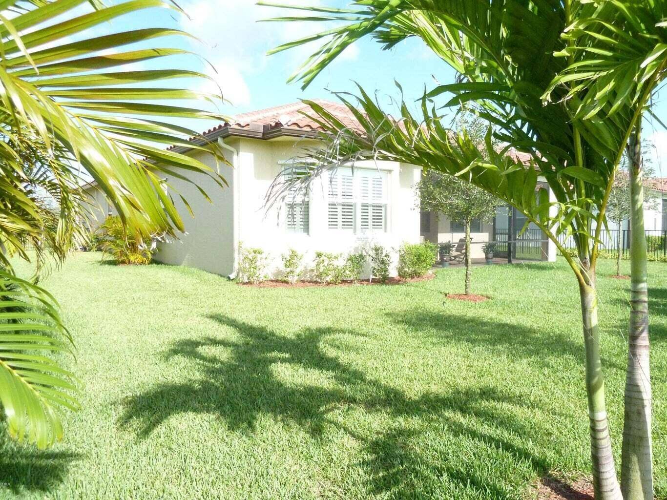 Royal Palm Beach, FL 33411,2525 Vicara CT