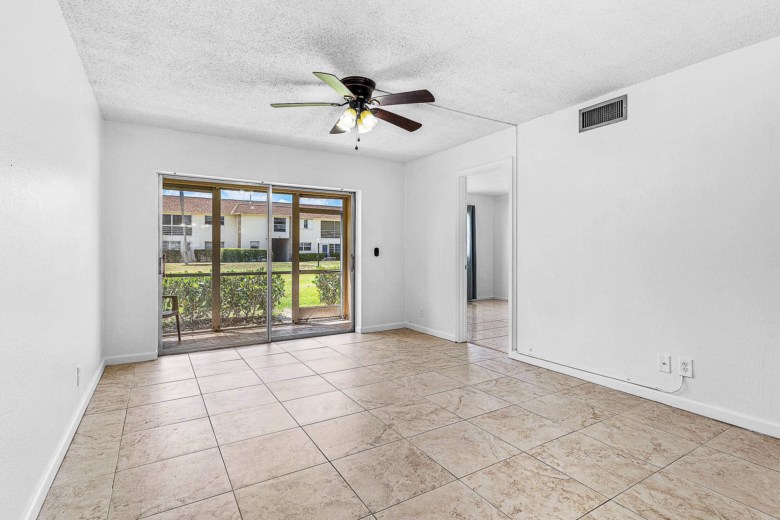 Boca Raton, FL 33428,9855 Sandalfoot BLVD 305