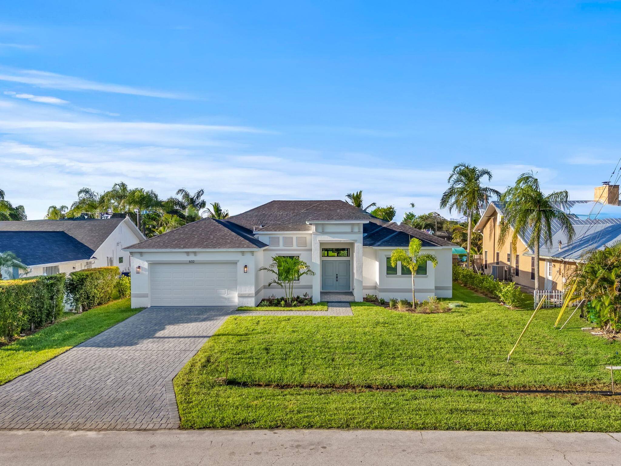 Port Saint Lucie, FL 34983,632 SE Seahouse DR