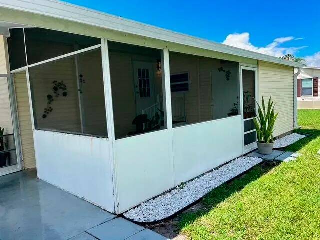 Lake Worth, FL 33462,6157 Seashore Dr, 106