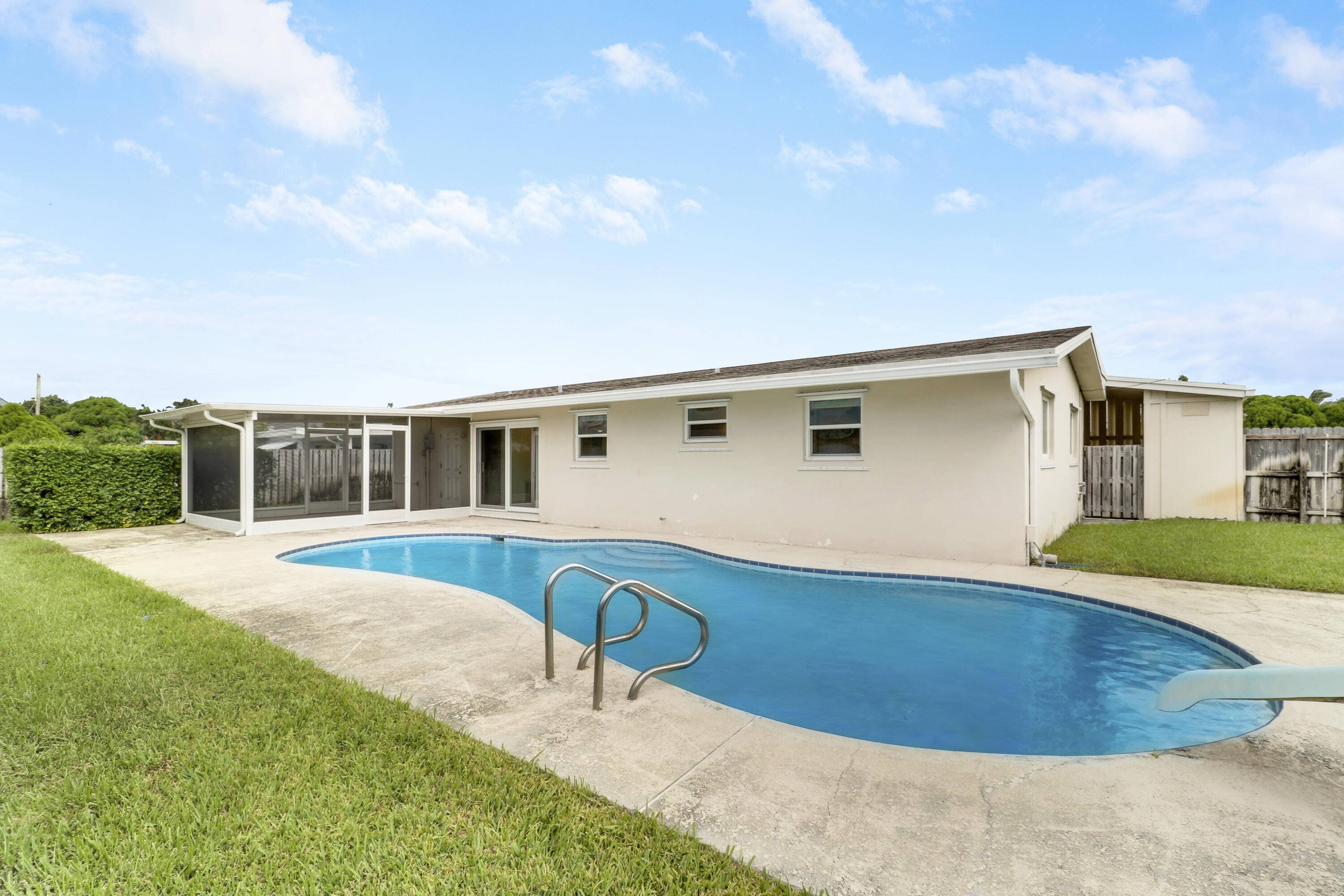 West Palm Beach, FL 33406,1362 Berkshire DR