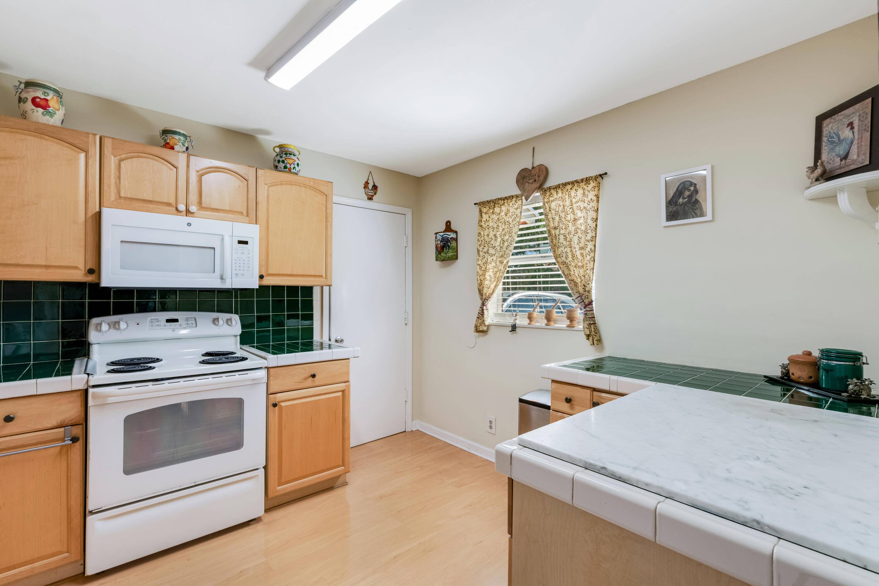 Lake Worth, FL 33463,5721 Bennington WAY