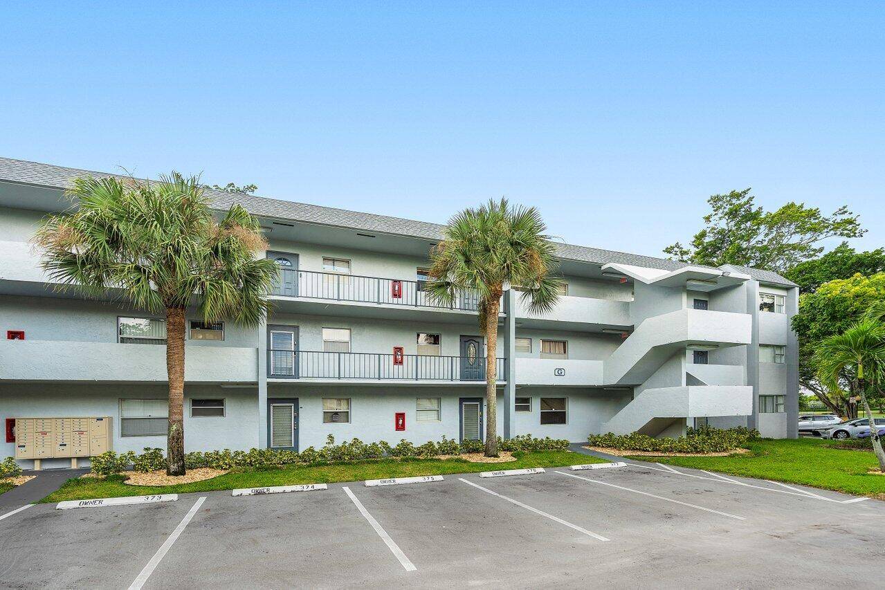 Tamarac, FL 33321,8360 Sands Point BLVD G309