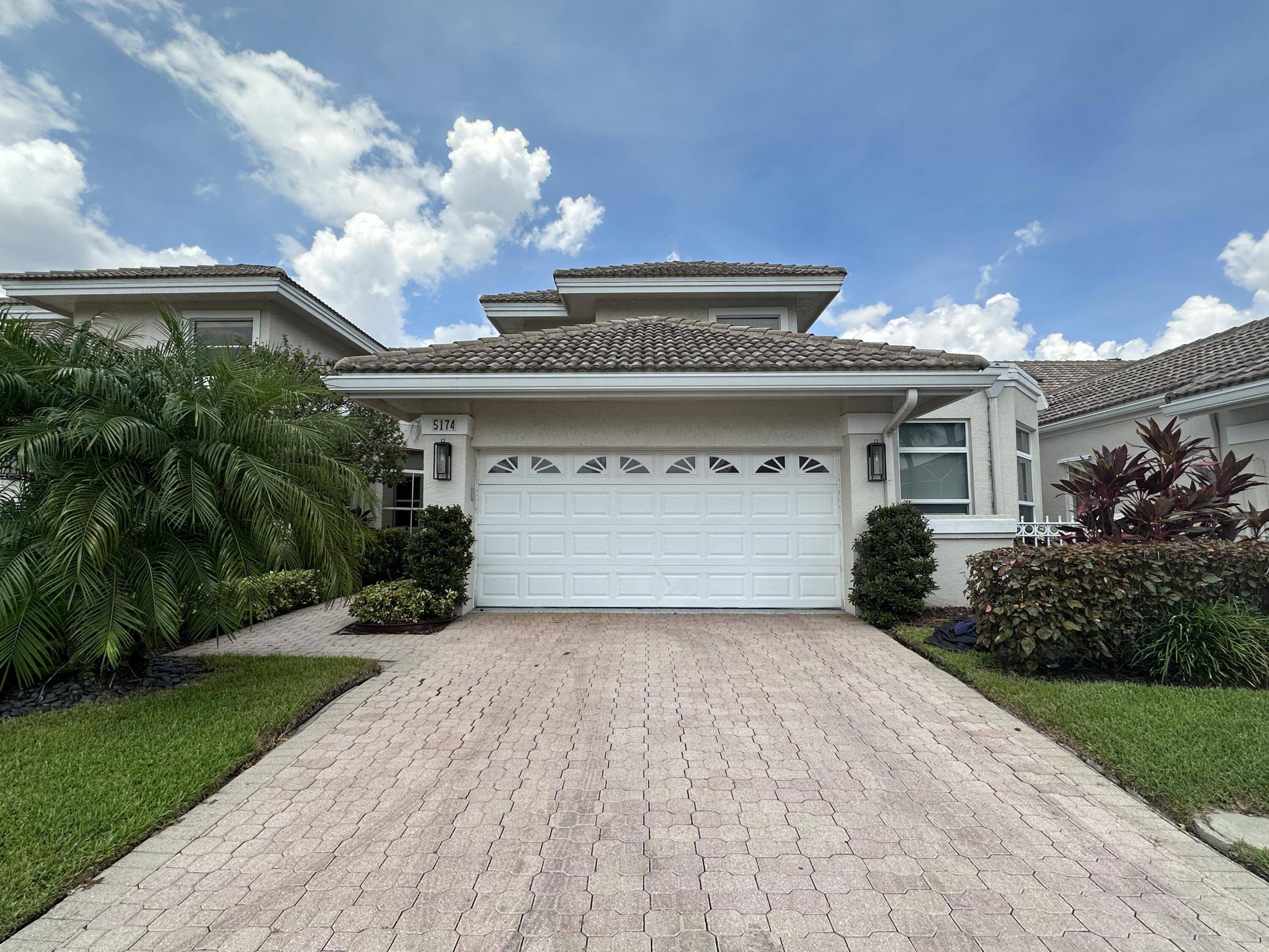 Boca Raton, FL 33496,5174 Windsor Parke DR