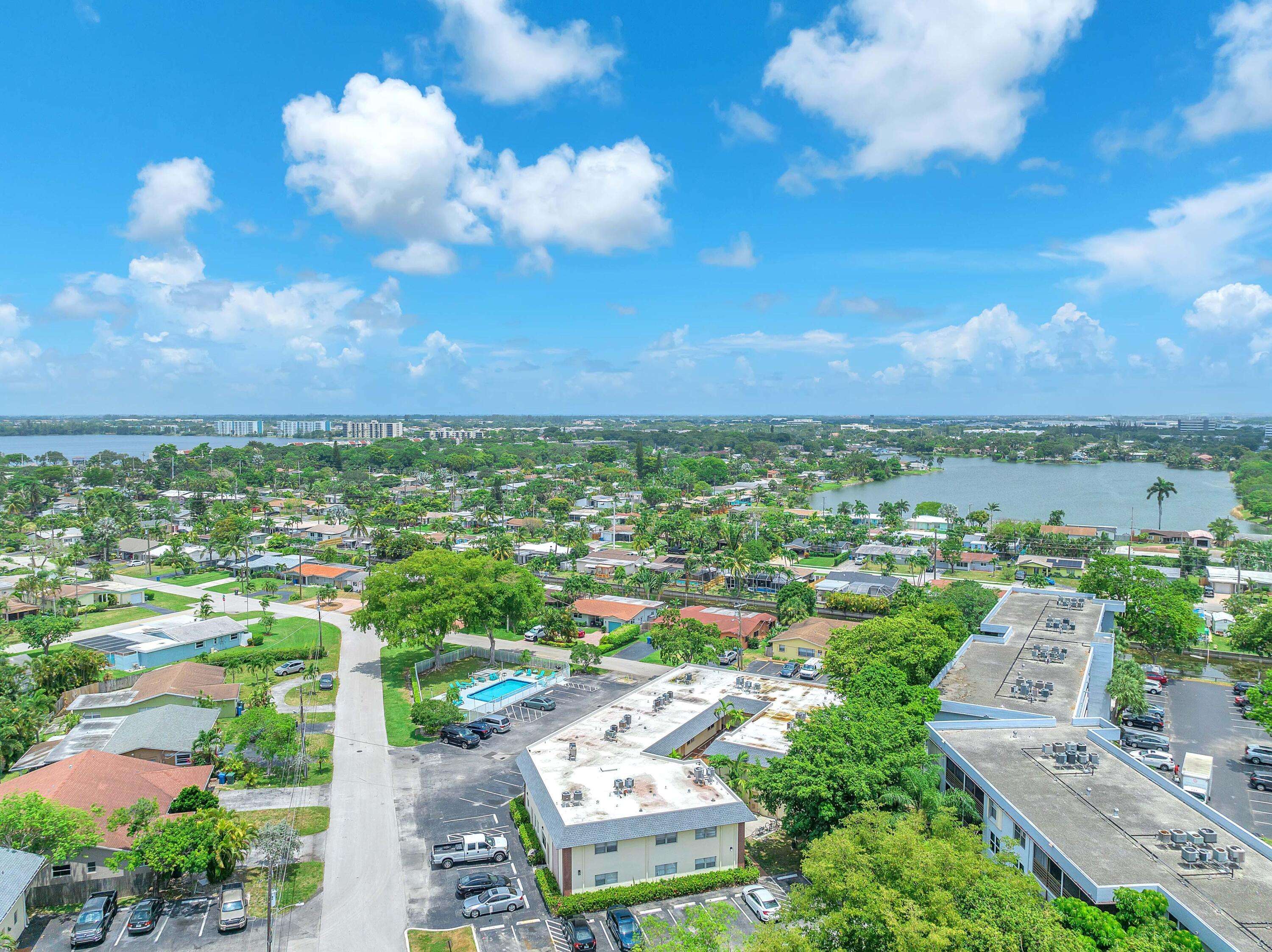 Oakland Park, FL 33309,1720 NW 37th ST 1720-1
