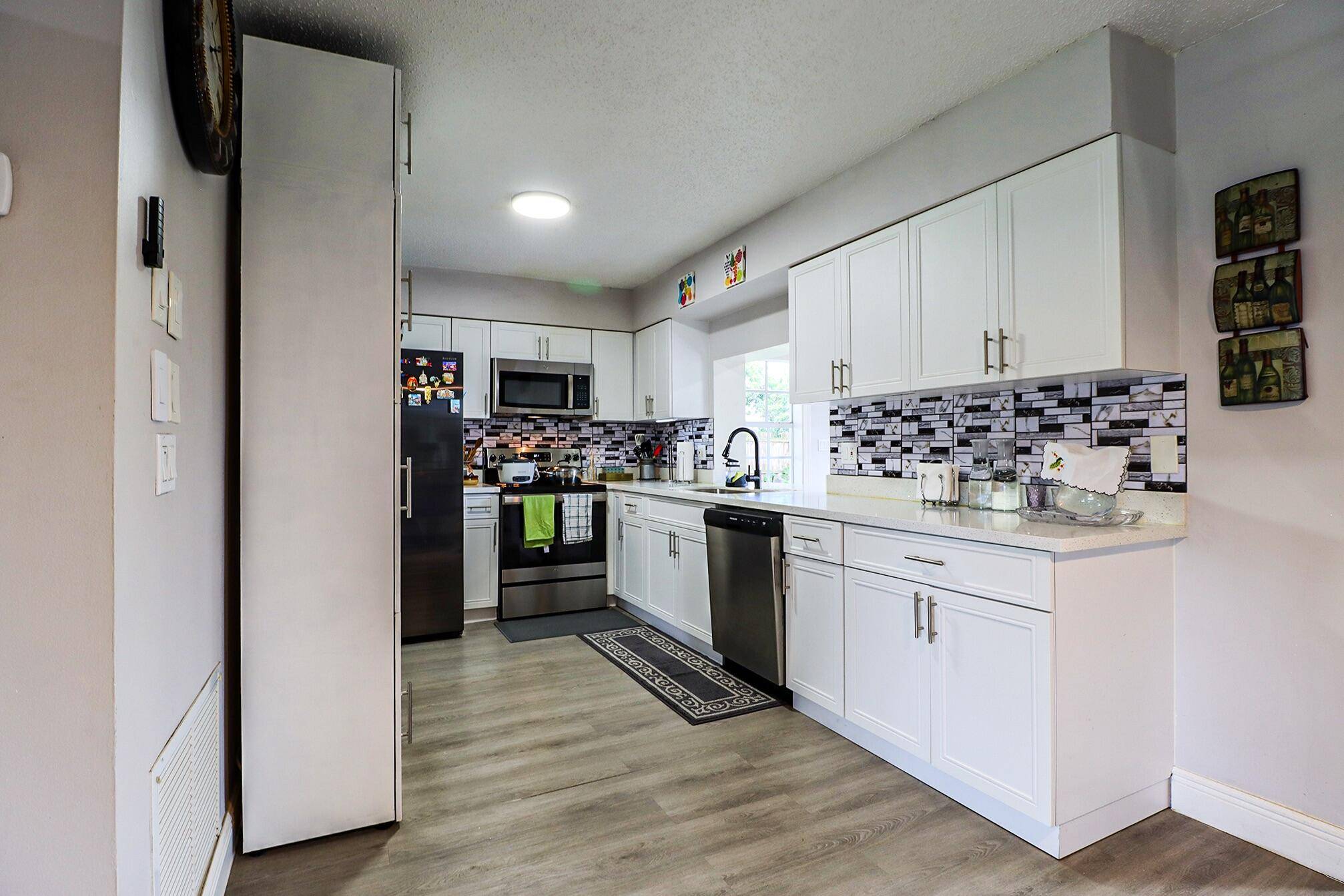 Royal Palm Beach, FL 33411,855 Azalea DR