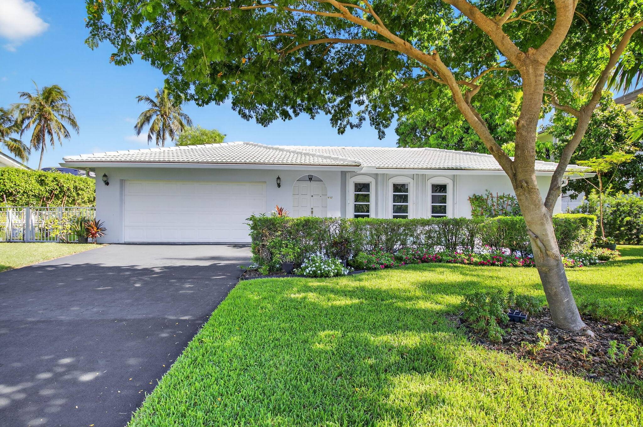 Delray Beach, FL 33483,937 Banyan DR