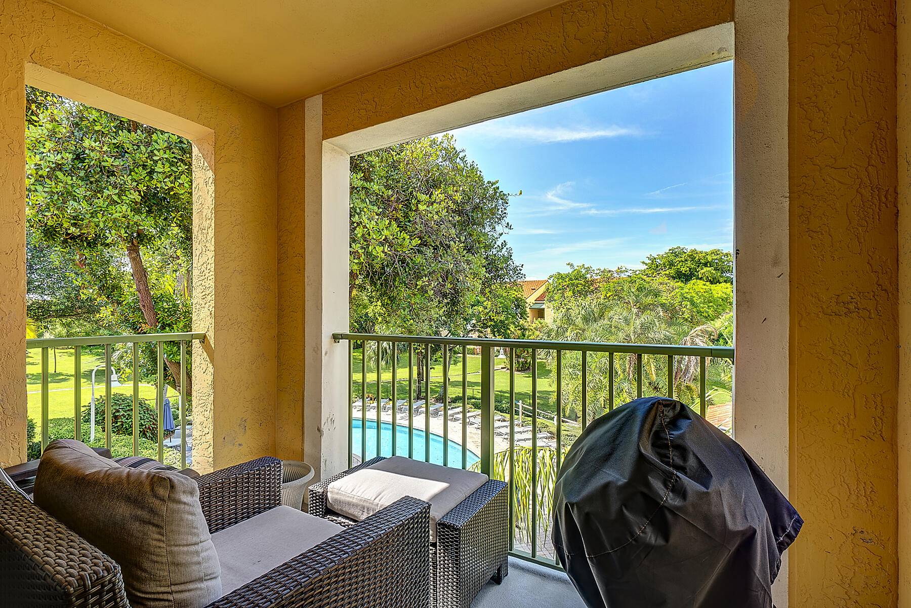 Hypoluxo, FL 33462,103 Yacht Club 306 WAY 306