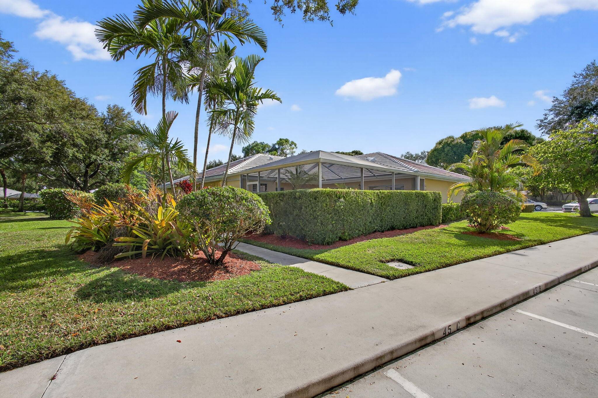 Palm Beach Gardens, FL 33403,4502 Lakemont CT