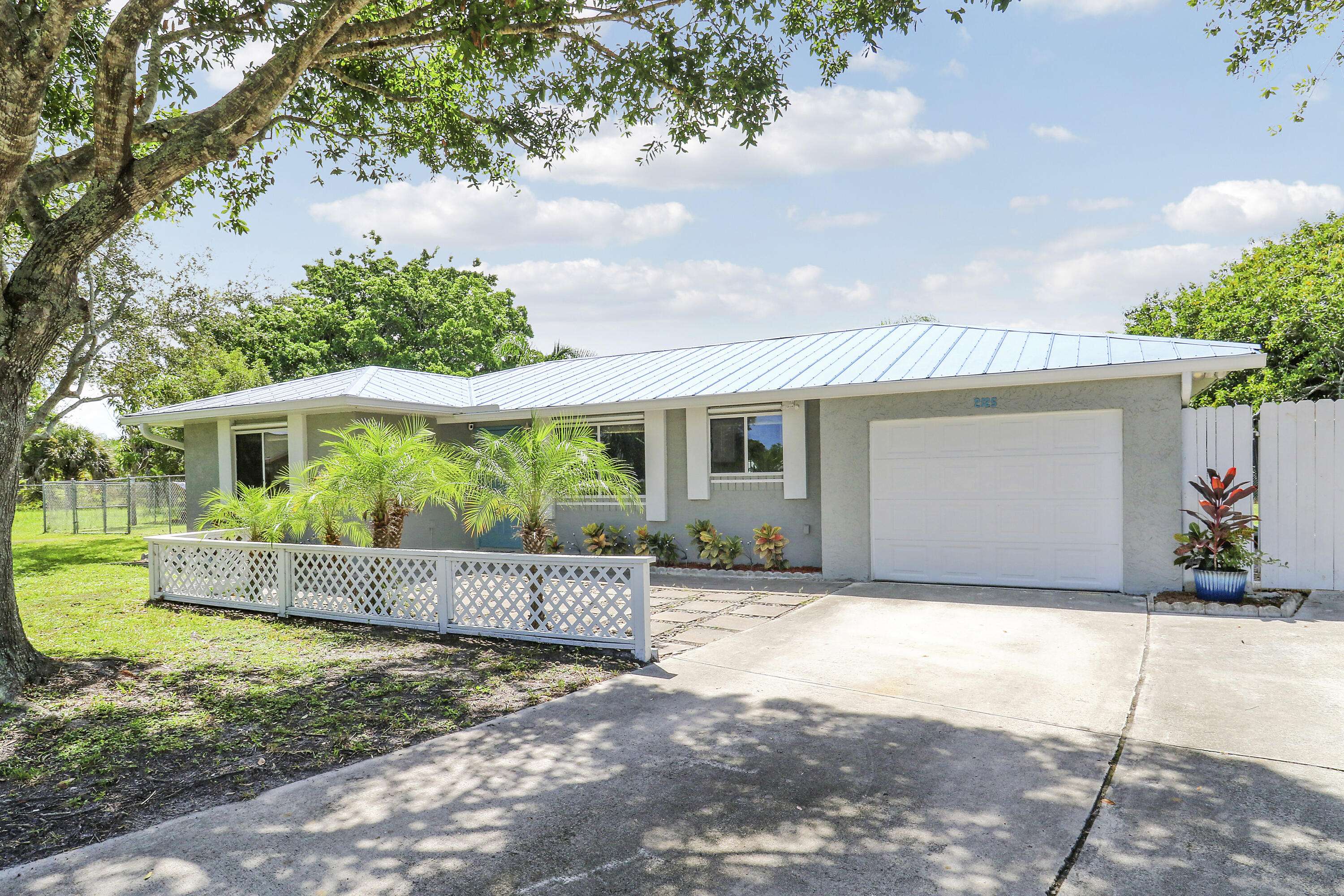 Port Saint Lucie, FL 34952,2125 SE East Dunbrooke CIR