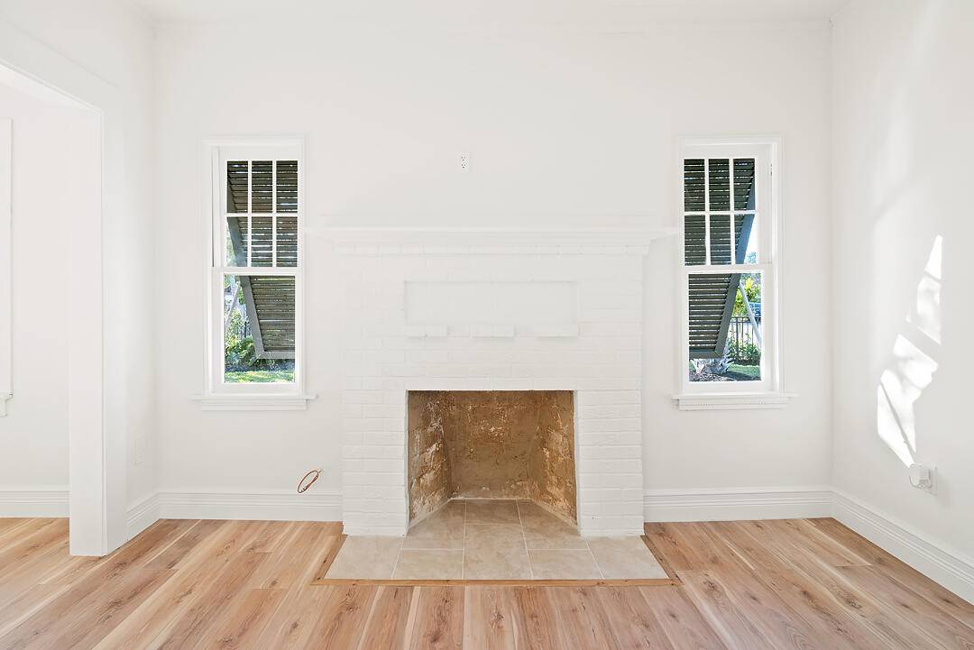 West Palm Beach, FL 33407,436 51st ST