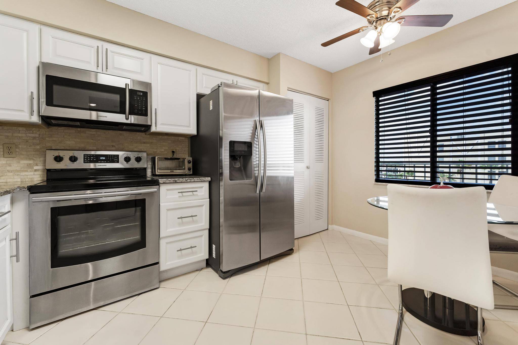 Delray Beach, FL 33446,7290 Kinghurst DR 704