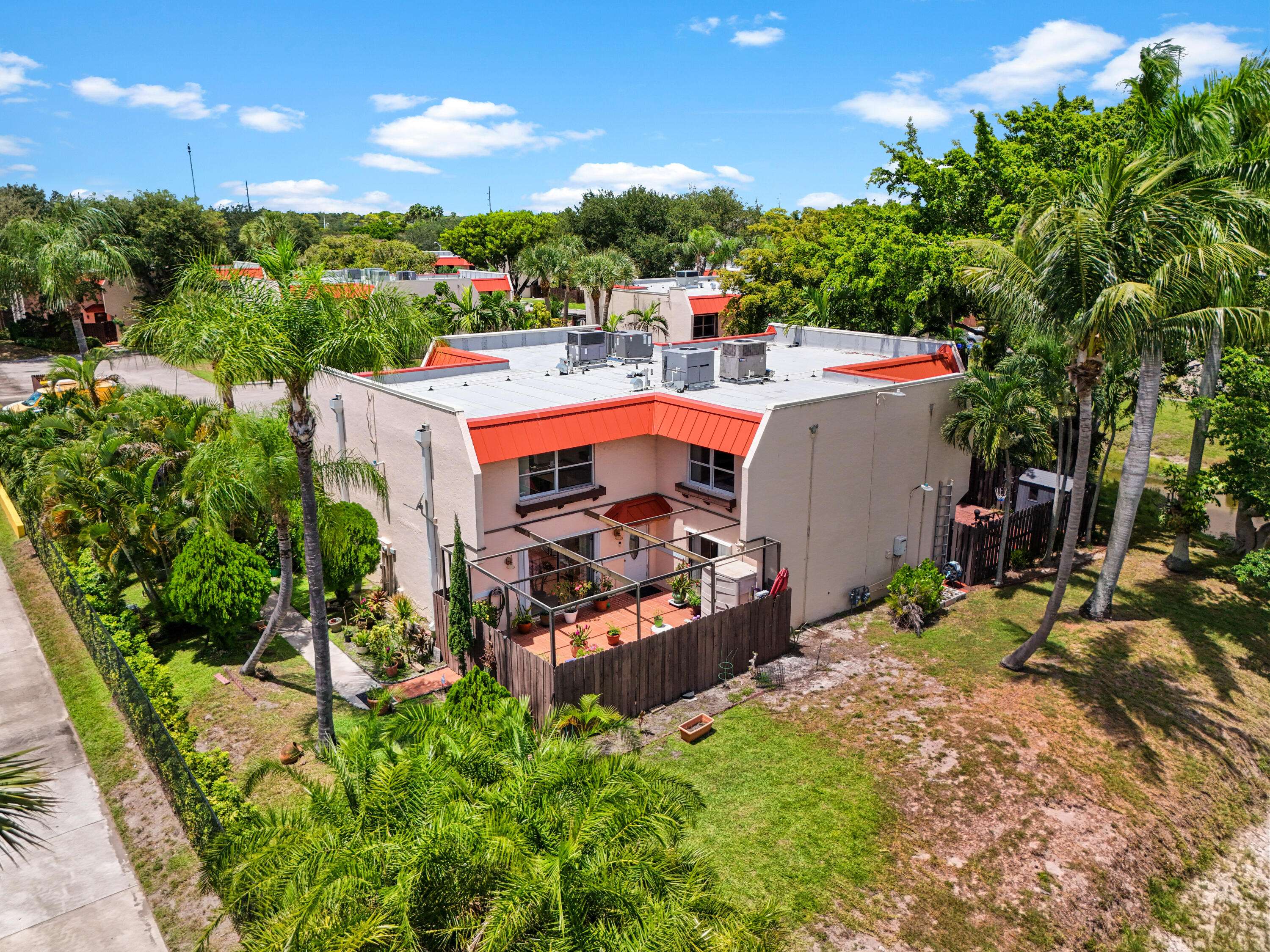 Greenacres, FL 33463,6254 Seven Springs BLVD C