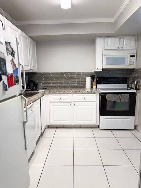 Hallandale Beach, FL 33009,801 Three Islands BLVD 508