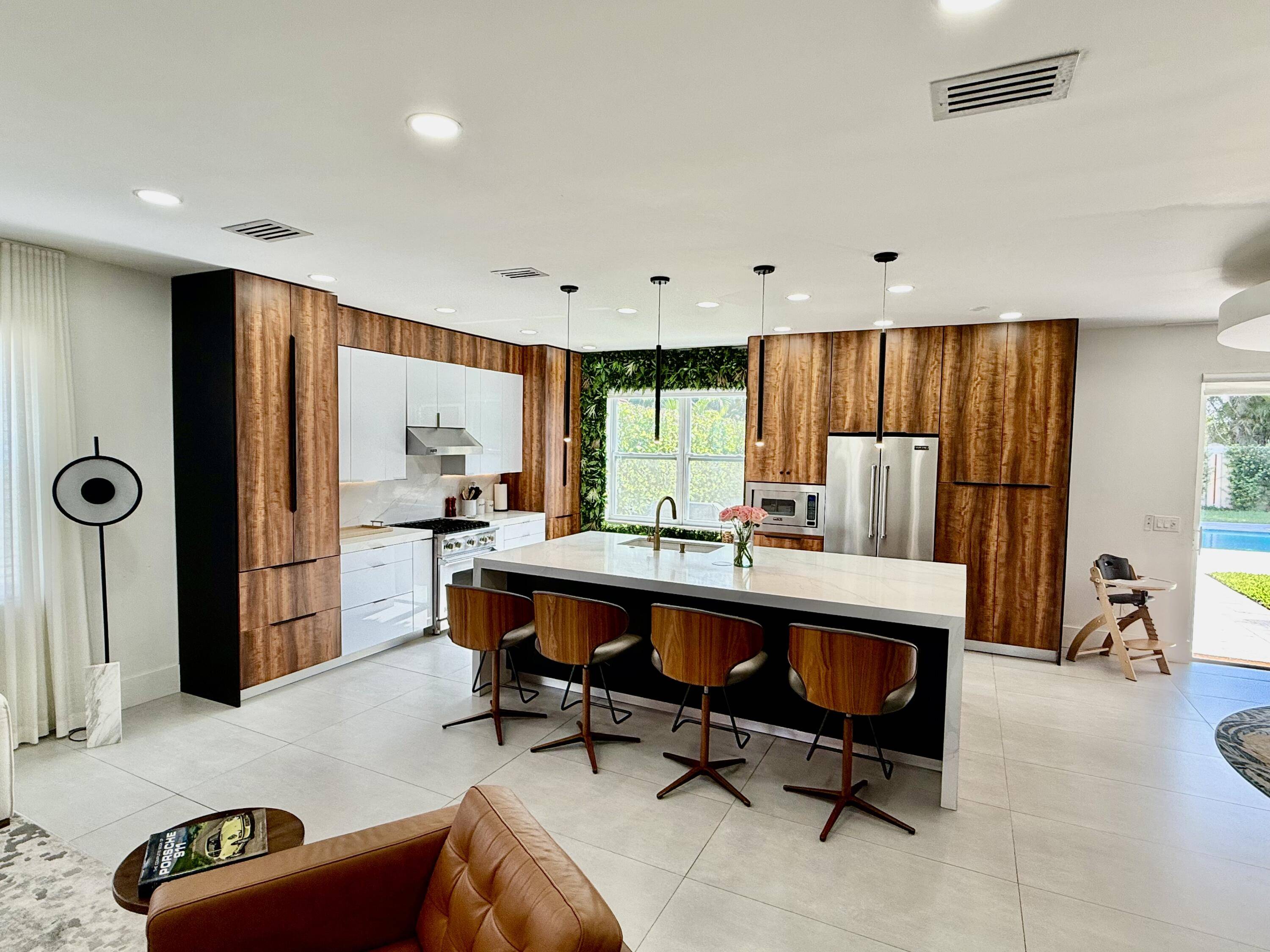 West Palm Beach, FL 33411,1534 Newhaven Point LN