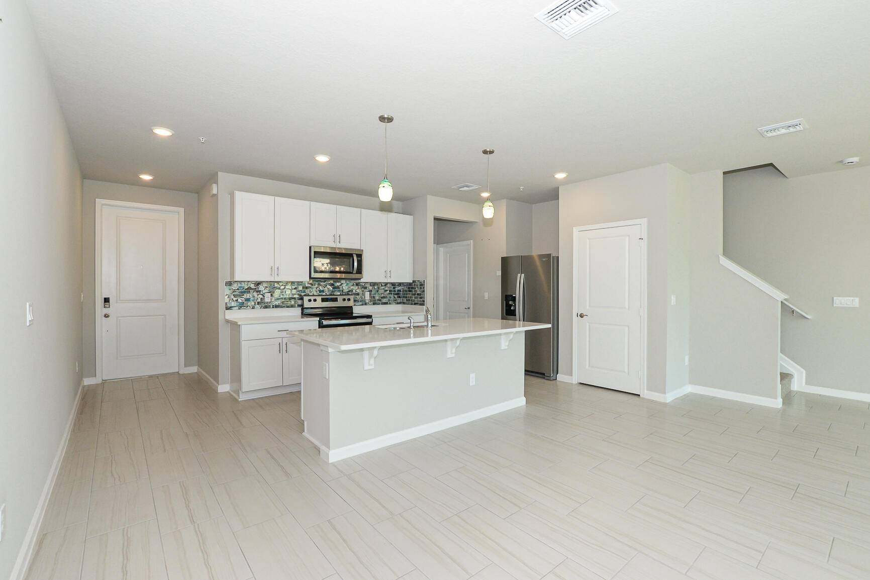 Fort Pierce, FL 34982