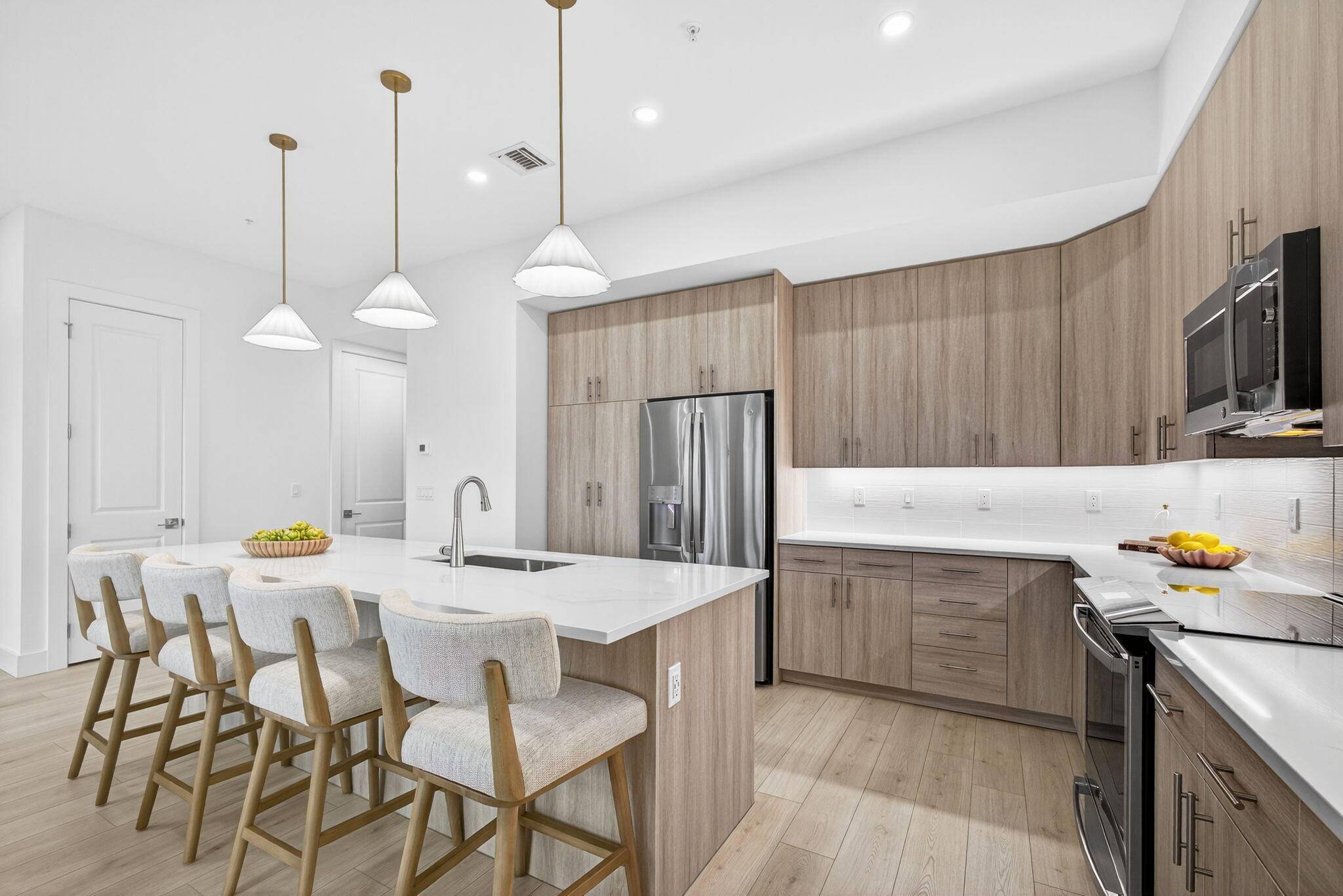 Tequesta, FL 33469,114 Royal Palm CIR