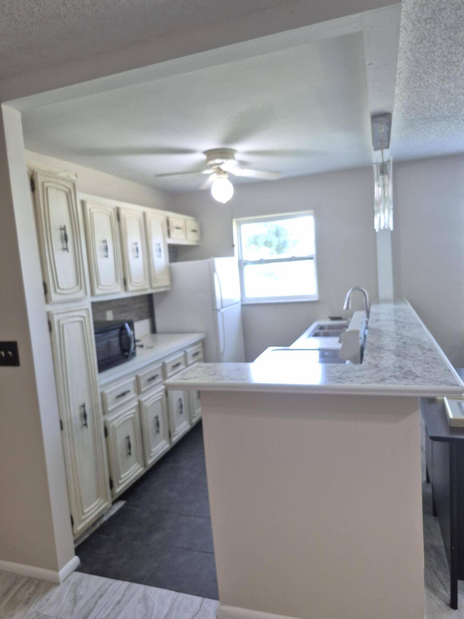 Delray Beach, FL 33445,737 B N High Point  Blvd