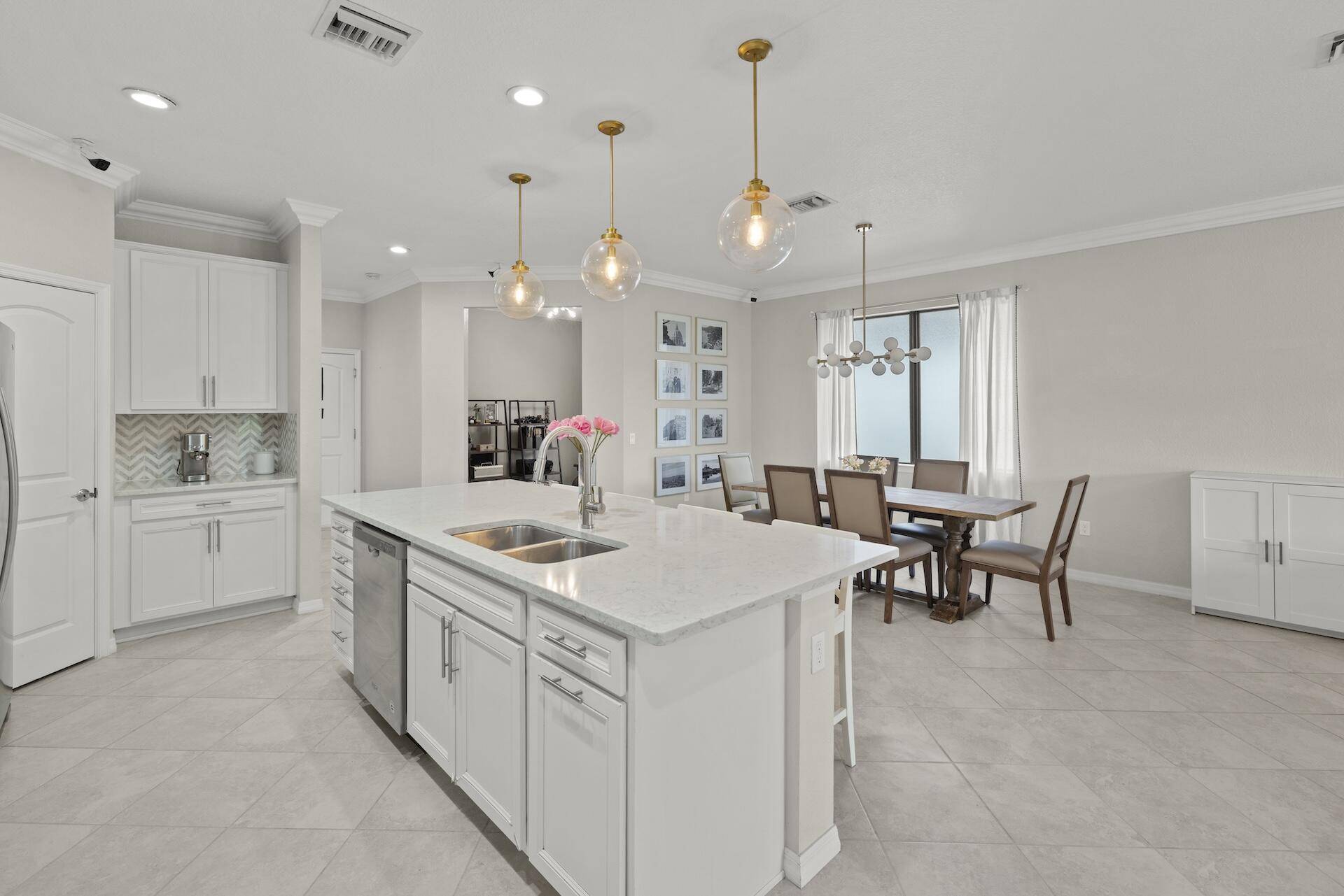 Lake Worth, FL 33467,8359 Hanoverian DR