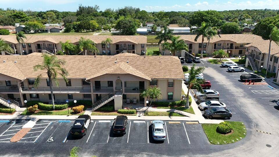 Boca Raton, FL 33428,9480 Boca Cove CIR 416