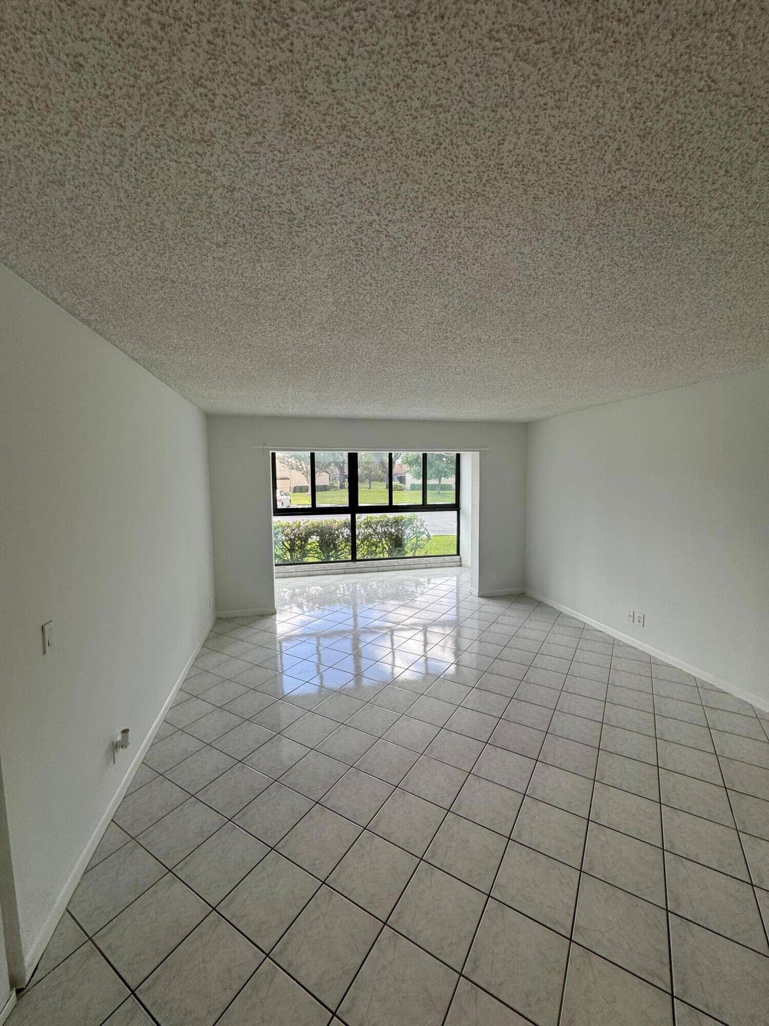 Greenacres, FL 33415,603 Sea Pine WAY C1