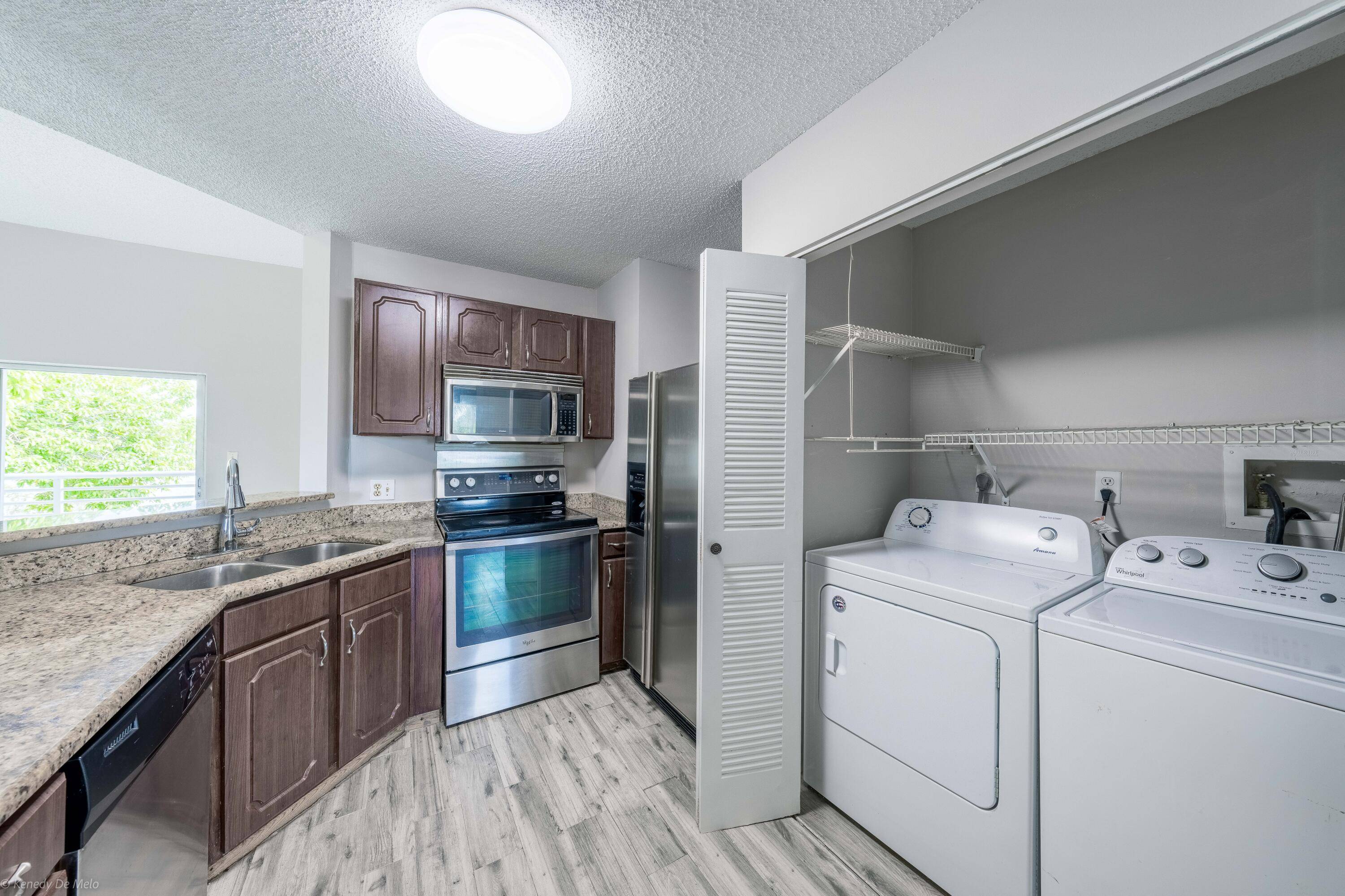 Lauderdale Lakes, FL 33309,3401 NW 44th ST 206