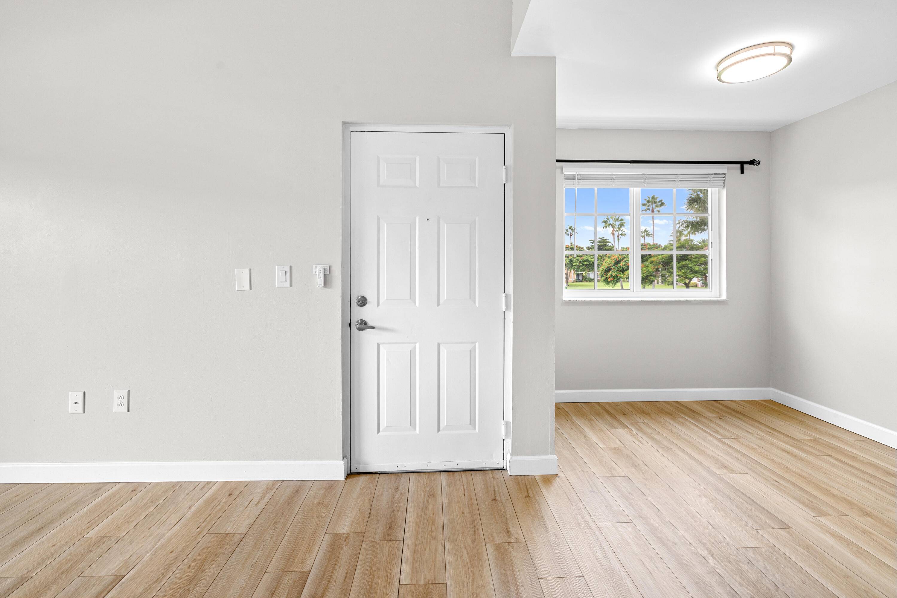 Lake Worth, FL 33463,7856 Sonoma Springs CIR 208