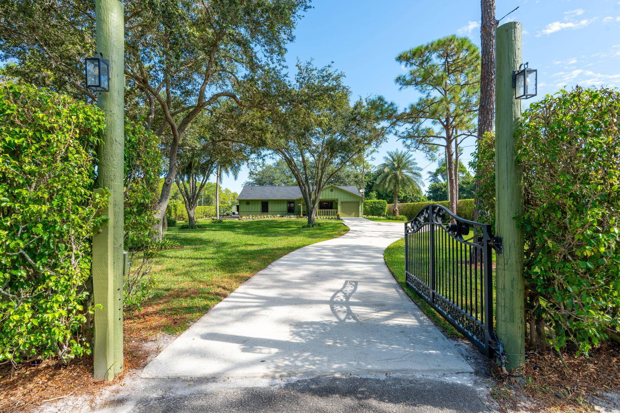 West Palm Beach, FL 33411,11989 Persimmon BLVD